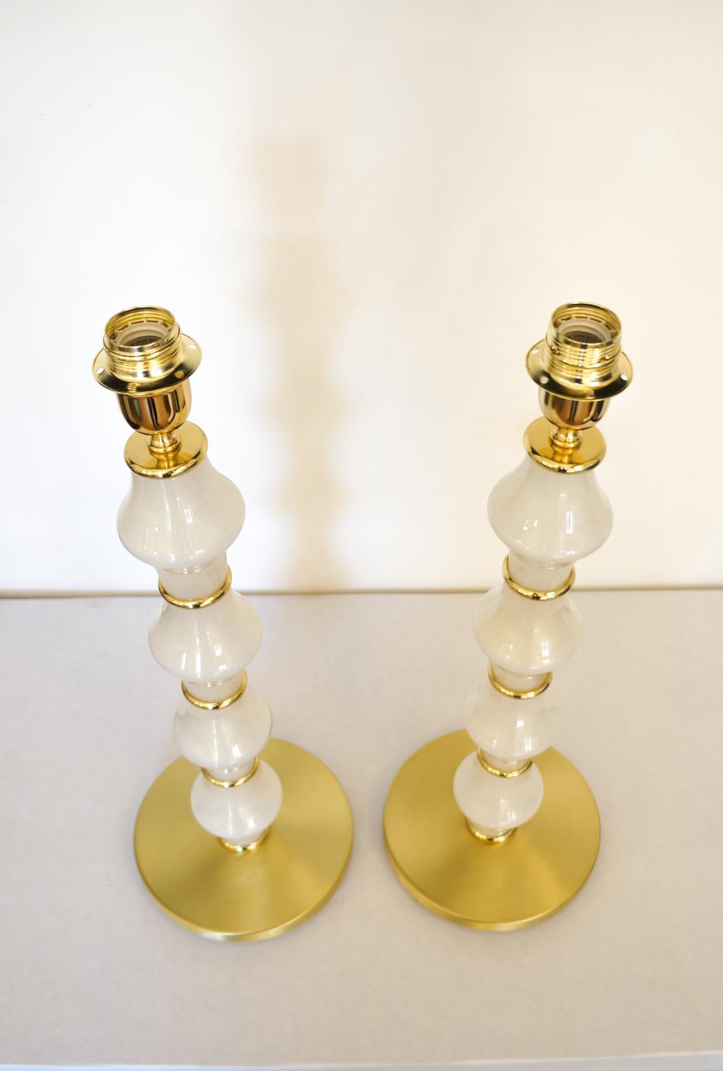 Hand-Crafted Alberto Donà Mid-Century Modern White Two Murano Glass Table Lamps, 1995 For Sale