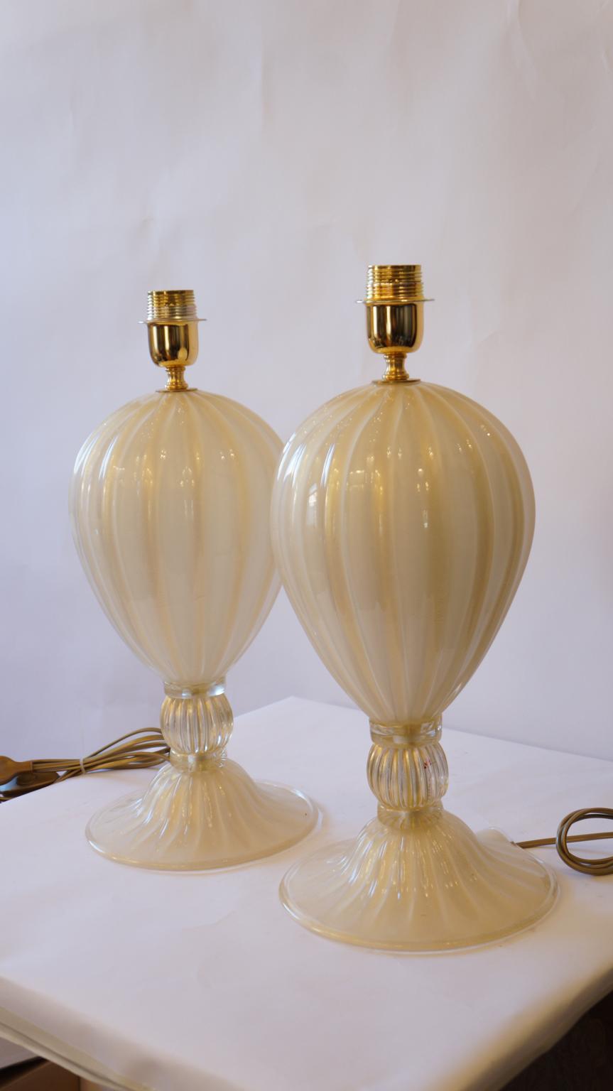 Hand-Crafted Alberto Donà Mid-Century Modern White Veronese Two Murano Glass Table Lamps 1985 For Sale