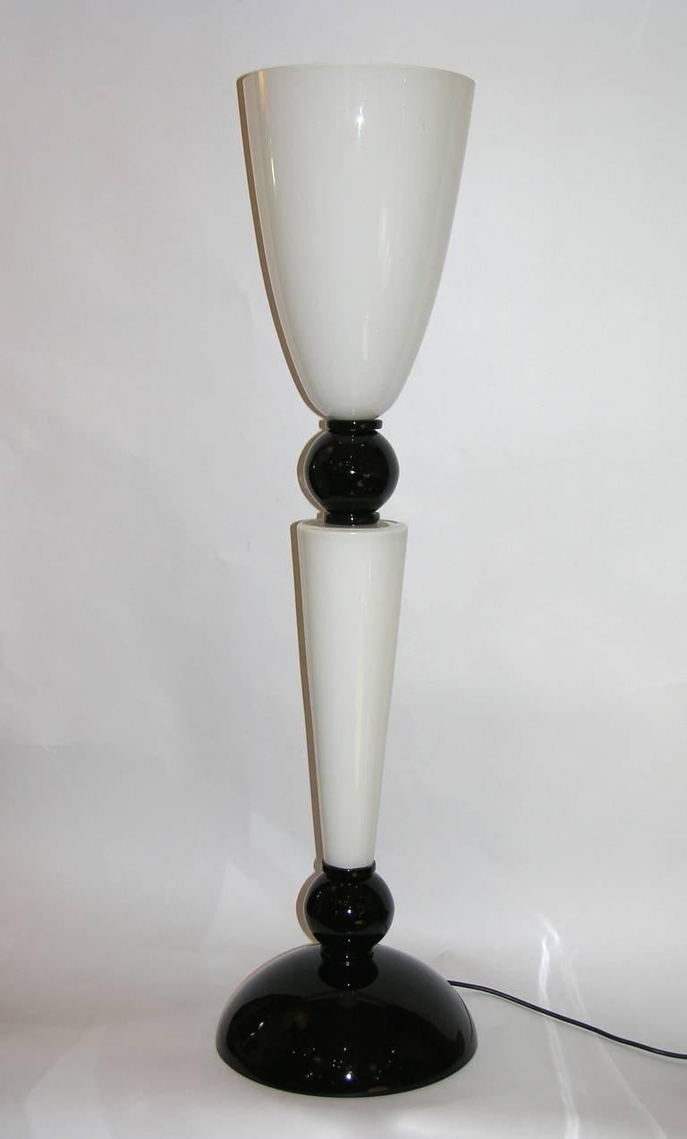 Hand-Crafted Alberto Dona Monumental Art Deco Black & White Murano Glass Table/Floor Lamp For Sale