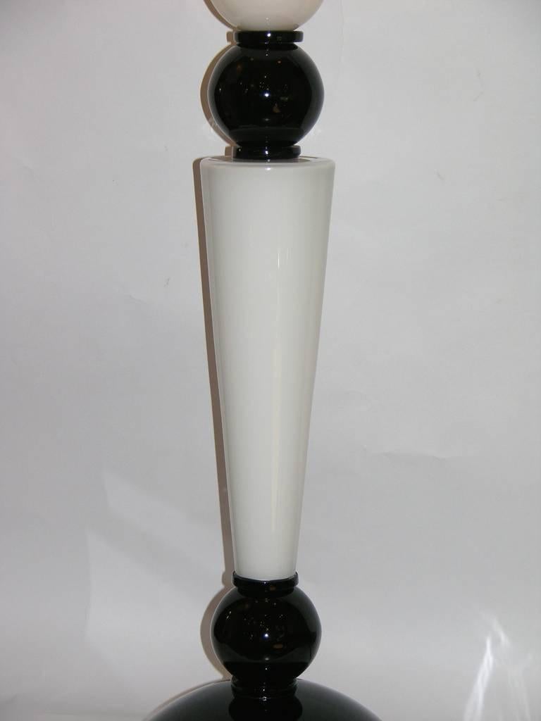Fin du 20e siècle Alberto Dona - Lampe de bureau/lampe de loupe monumentale Art Déco en verre de Murano noir et blanc en vente