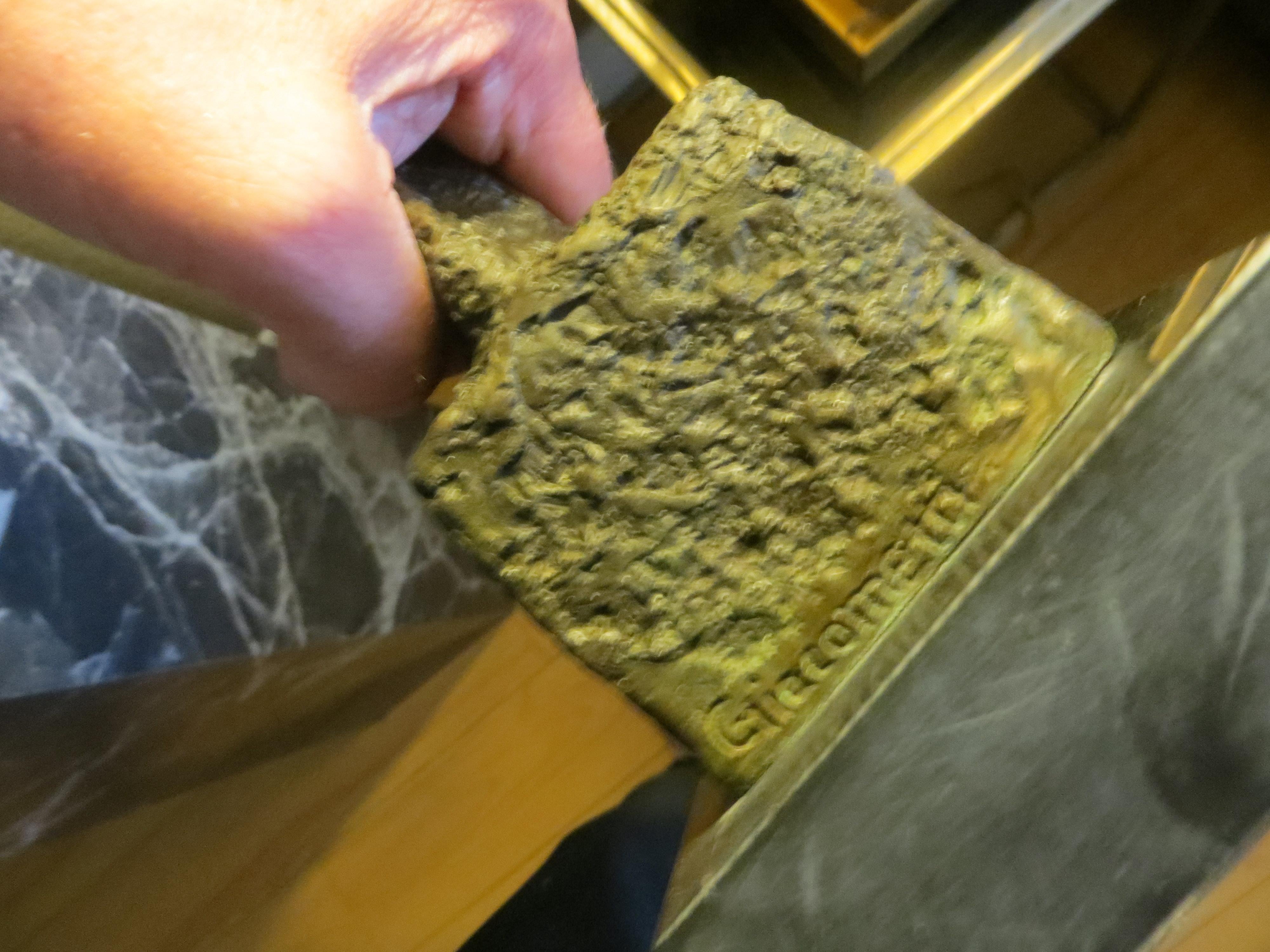 Dopo Alberto Giacometti, Uomo in piedi, Figura in bronzo in vendita 4
