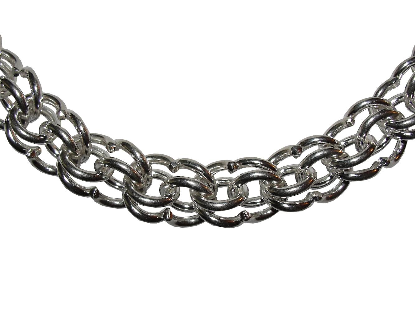One of a kind Alberto Juan hand made sterling silver men's chain necklace.
Each link has been cut and soldered by hand not cast, which is a 2 day process for completion.
Chain is 11 mm's wide and 22