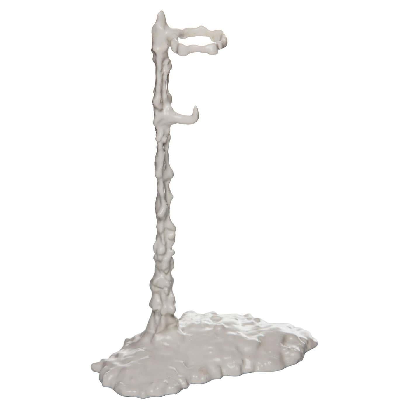 Alberto Low Candleholder designed by Oscar Tusquets.
Manufactured by Bd Barcelona (Spain).

Candleholder in cast brass finish.

Alberto designed by Oscar Tusquets for BD Barcelona is a candle holder made of matt white painted cast brass. Available