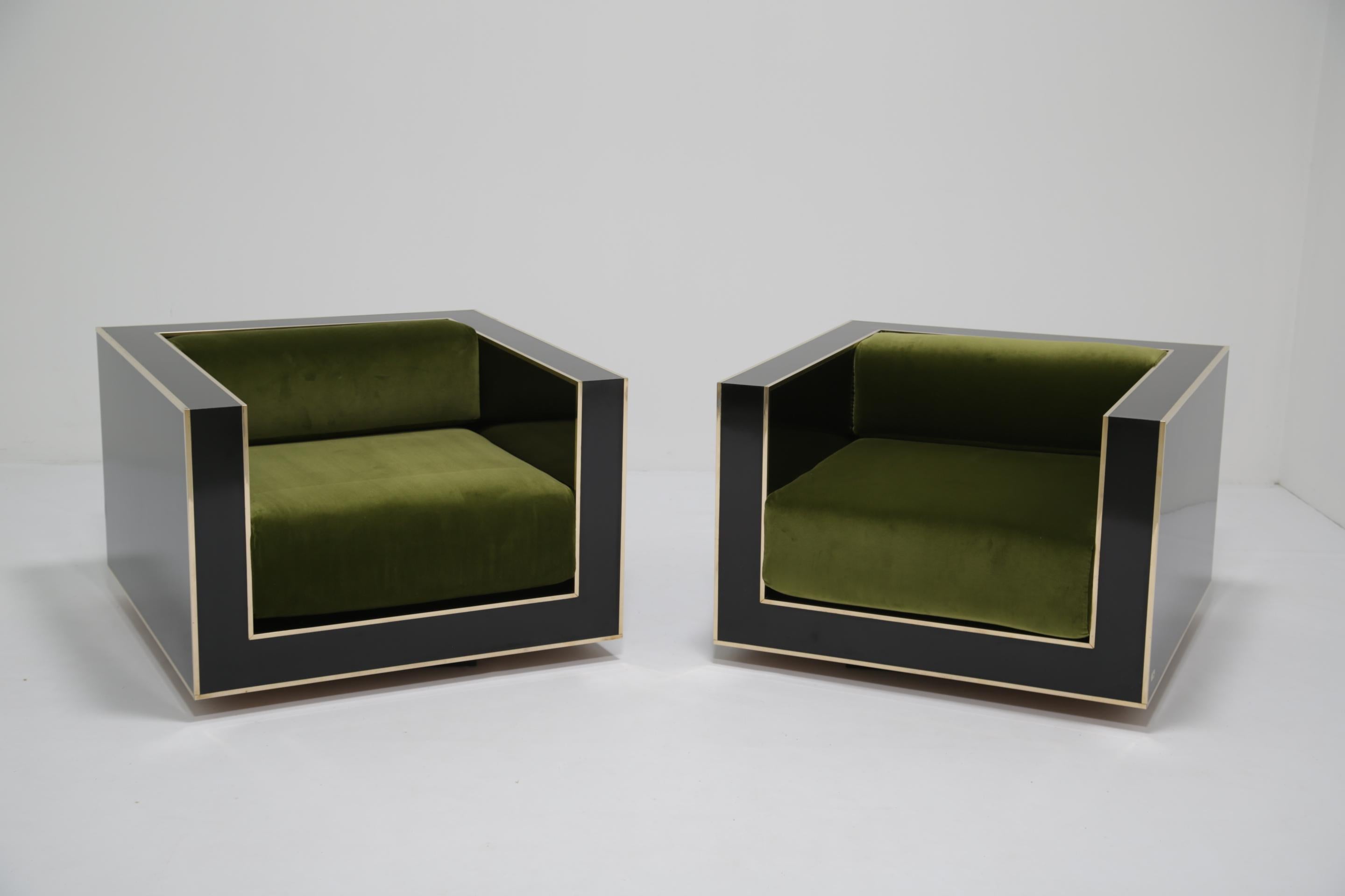 Laiton Fauteuils Art Deco en laiton et Formica noir brillant Alberto Rocchi 1980 en vente