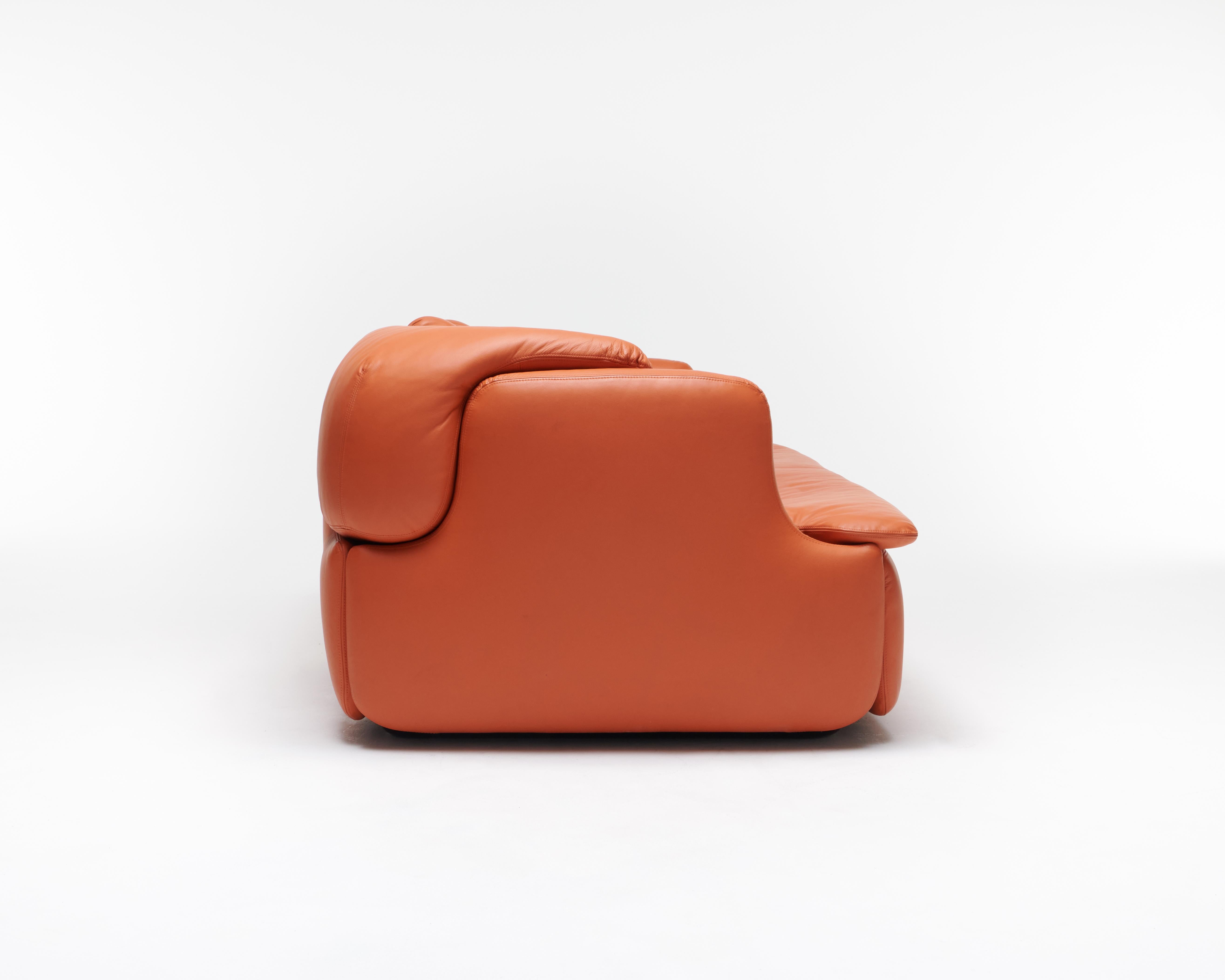 Alberto Rosselli, ‘Confidential’ Sofa, Saporiti, Italy, 1972 In Good Condition For Sale In New York, NY