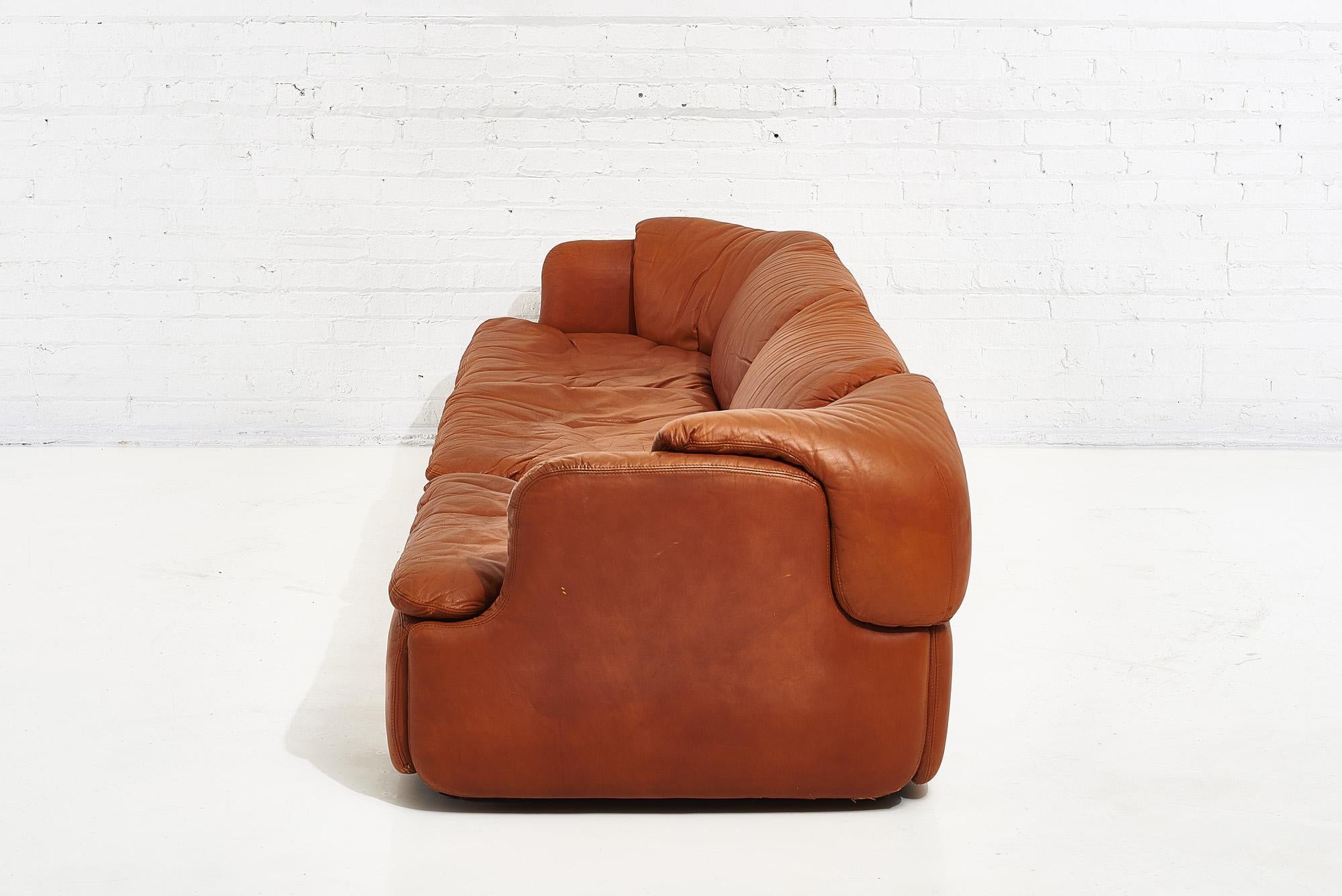 Alberto Rosselli for Saporiti Brown Leather “Confidential” Sofa, 1970’s In Good Condition In Chicago, IL