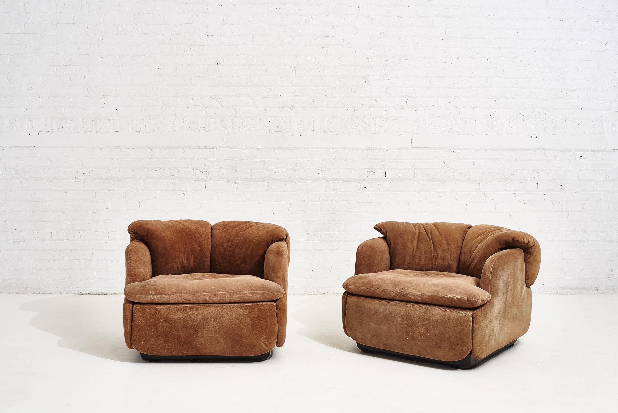 Alberto Rosselli for Saporiti Brown Suede “Confidential” lounge chairs, 1972. Perfectly worn original suede, “broken in” patina.