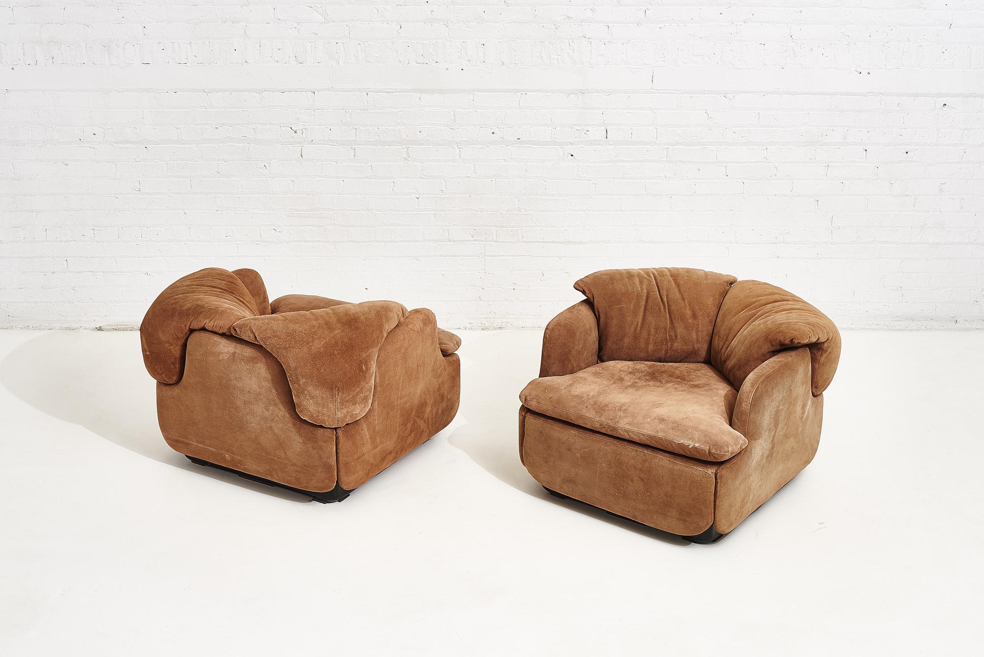 Late 20th Century Alberto Rosselli for Saporiti Brown Suede “Confidential” Lounge Chairs, 1972