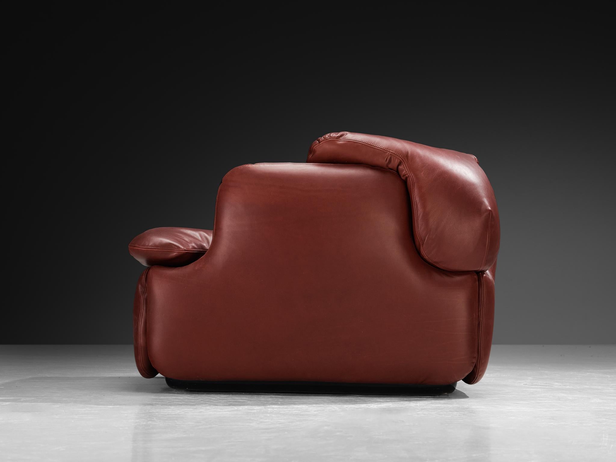 Pelle Alberto Rosselli per Saporiti 'Confidential' Lounge Chair in pelle in vendita