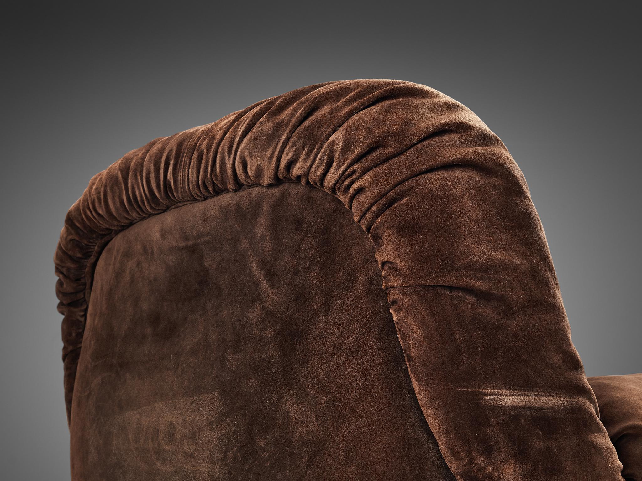 Alberto Rosselli for Saporiti 'Maxijumbo' Lounge Chairs in Brown Suede For Sale 1