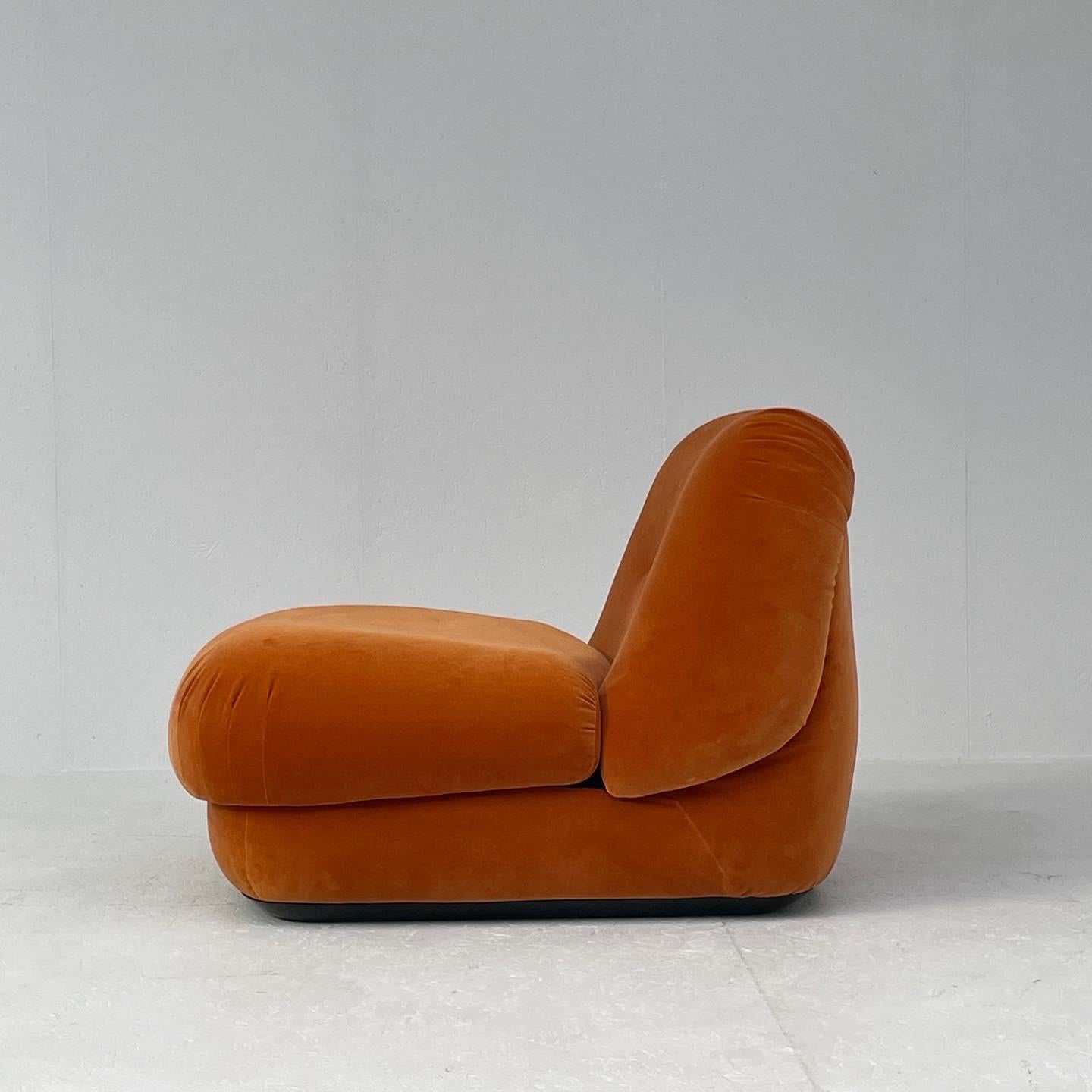Alberto Rosselli for Saporiti, 'Maxijumbo' lounge chairs, italy, 1970s 2