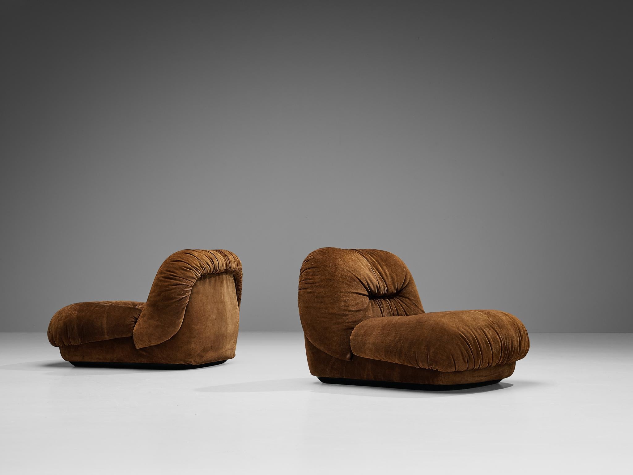 Mid-Century Modern Alberto Rosselli for Saporiti 'Maxijumbo' Pair of Lounge Chairs in Suede