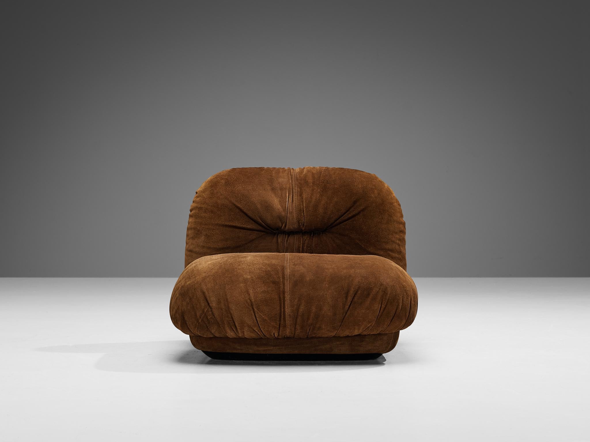 Alberto Rosselli for Saporiti 'Maxijumbo' Pair of Lounge Chairs in Suede 2