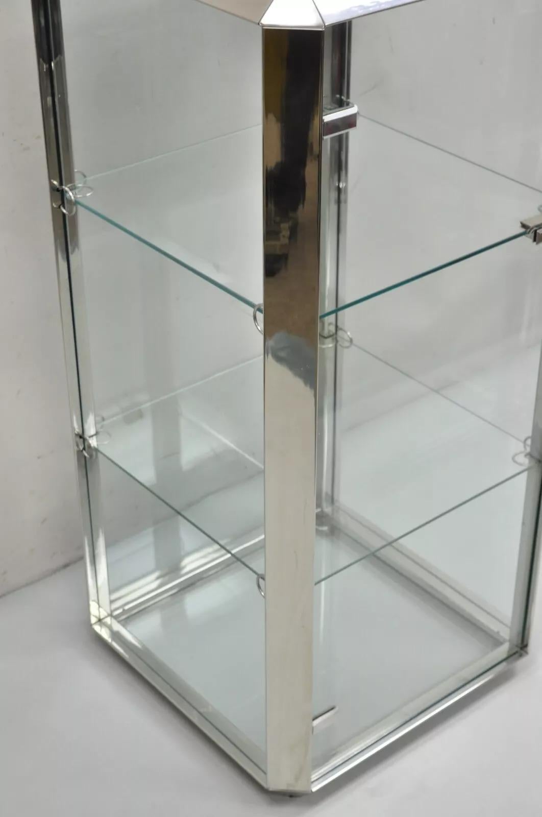 Vitrina moderna italiana de cromo y cristal Alberto Rosselli para Saporiti P800 en venta 4
