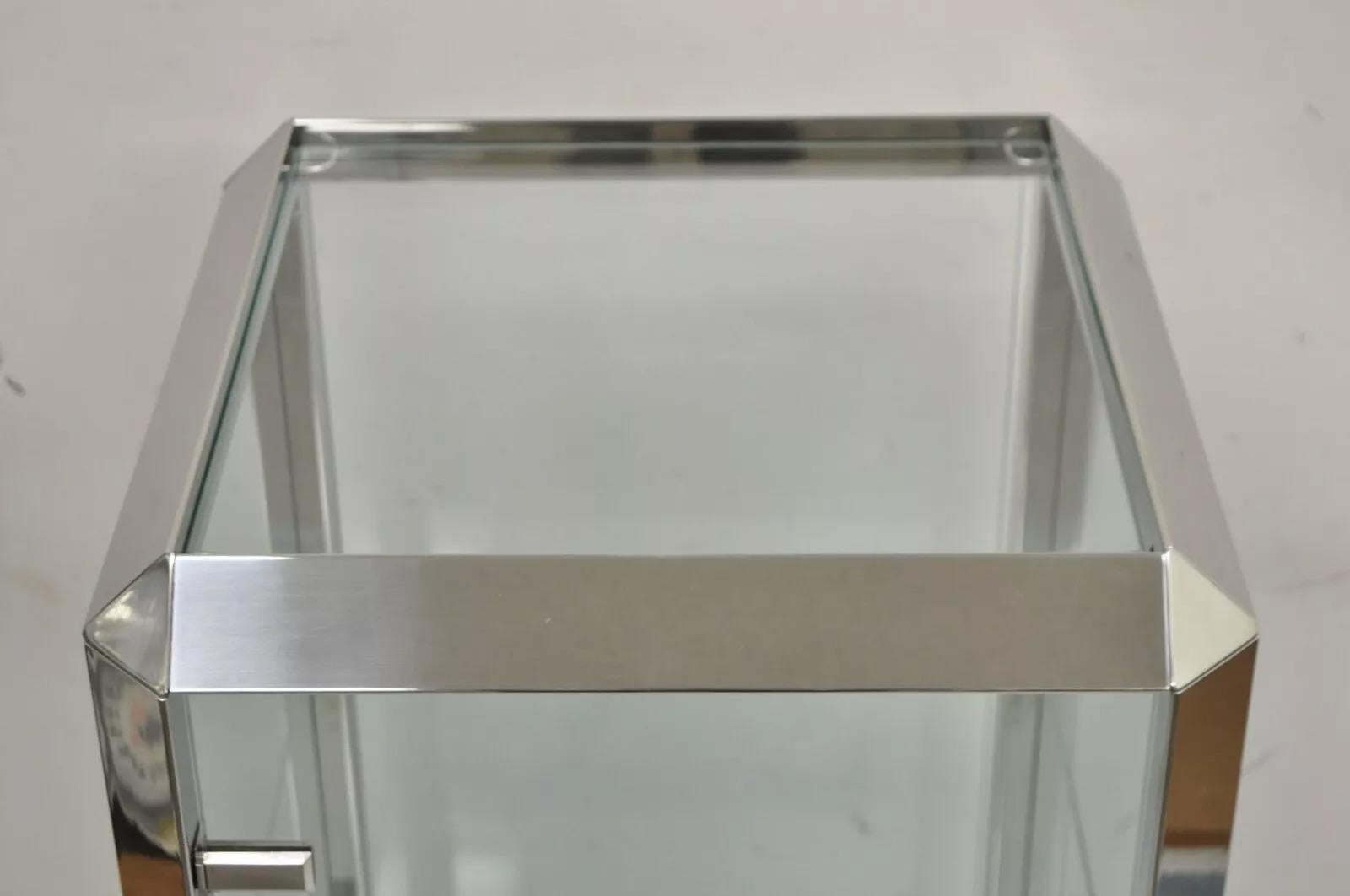 Vitrina moderna italiana de cromo y cristal Alberto Rosselli para Saporiti P800 Moderno de mediados de siglo en venta