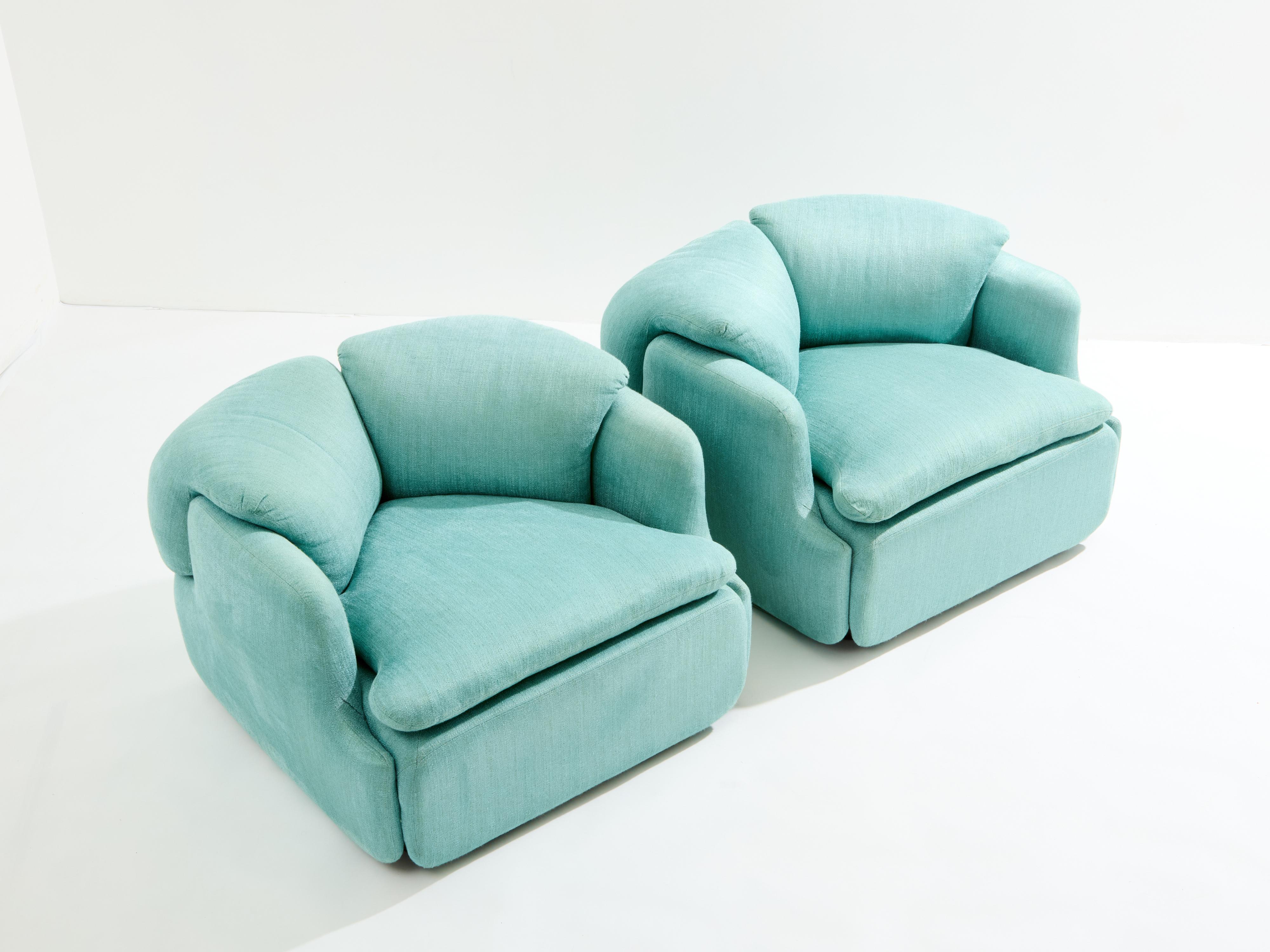 Italian Alberto Rosselli for Saporiti pair of Confidential armchairs 1970 For Sale