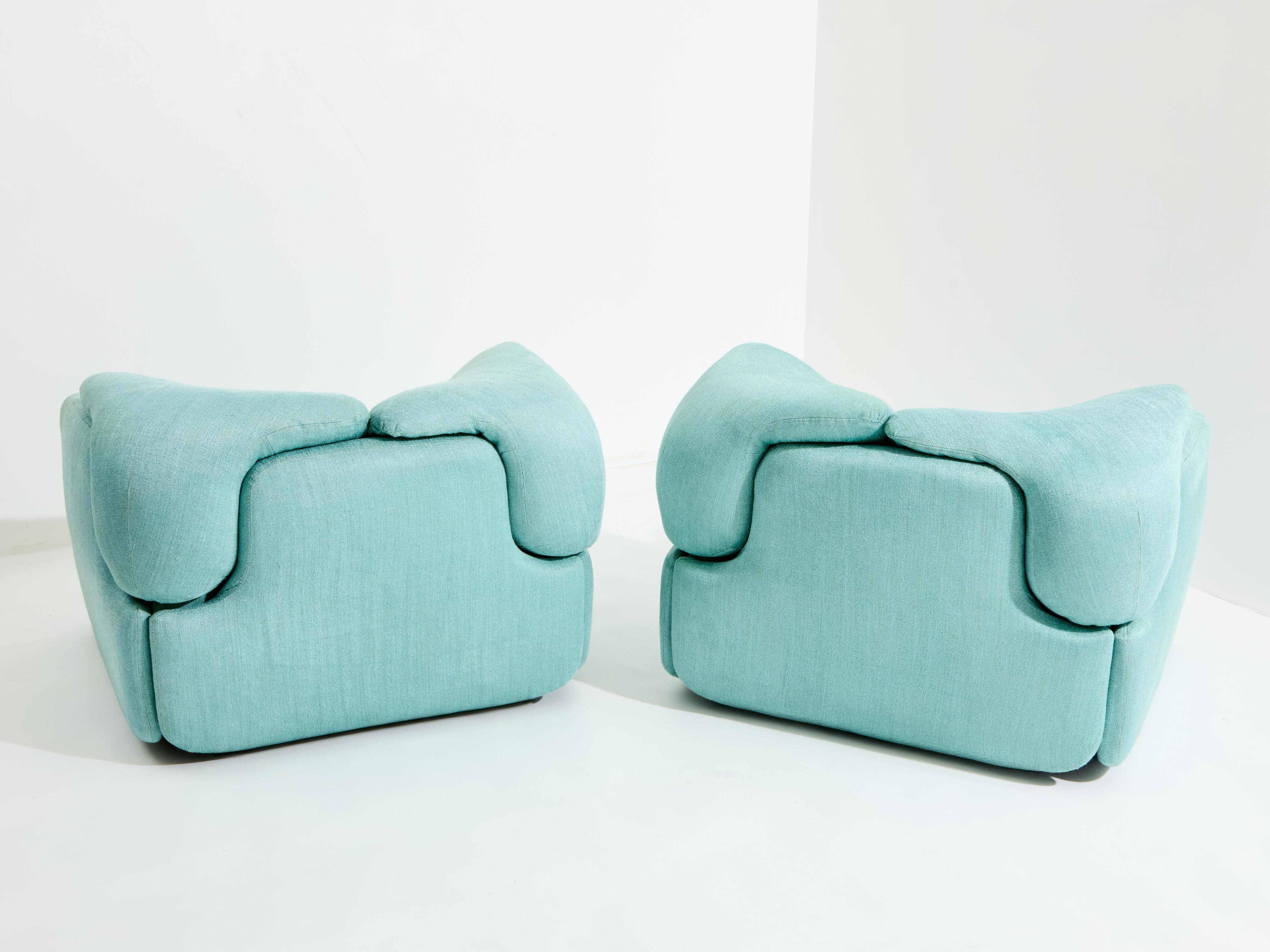 Alberto Rosselli for Saporiti pair of Confidential armchairs 1970 In Good Condition For Sale In Paris, IDF