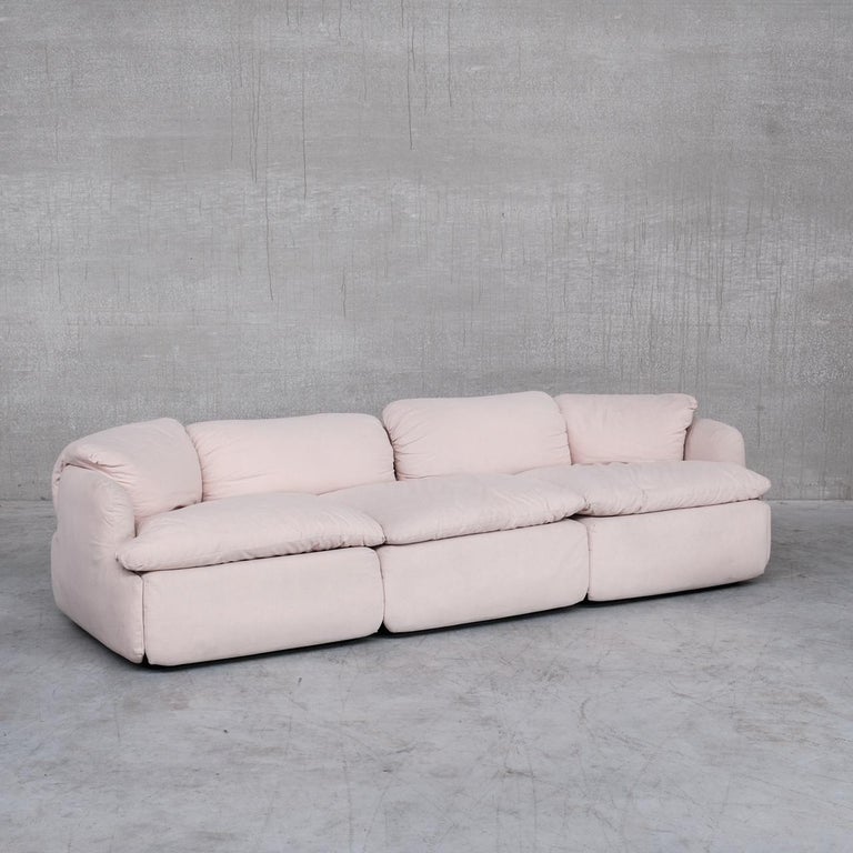 Alberto Rosselli Mid-Century 'Confidential' Three Seater Sofa for Saporiti For Sale 3