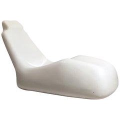 Fauteuil de salon blanc du milieu du siècle « Moby Dick » d'Alberto Rosselli pour Saporiti, 1969