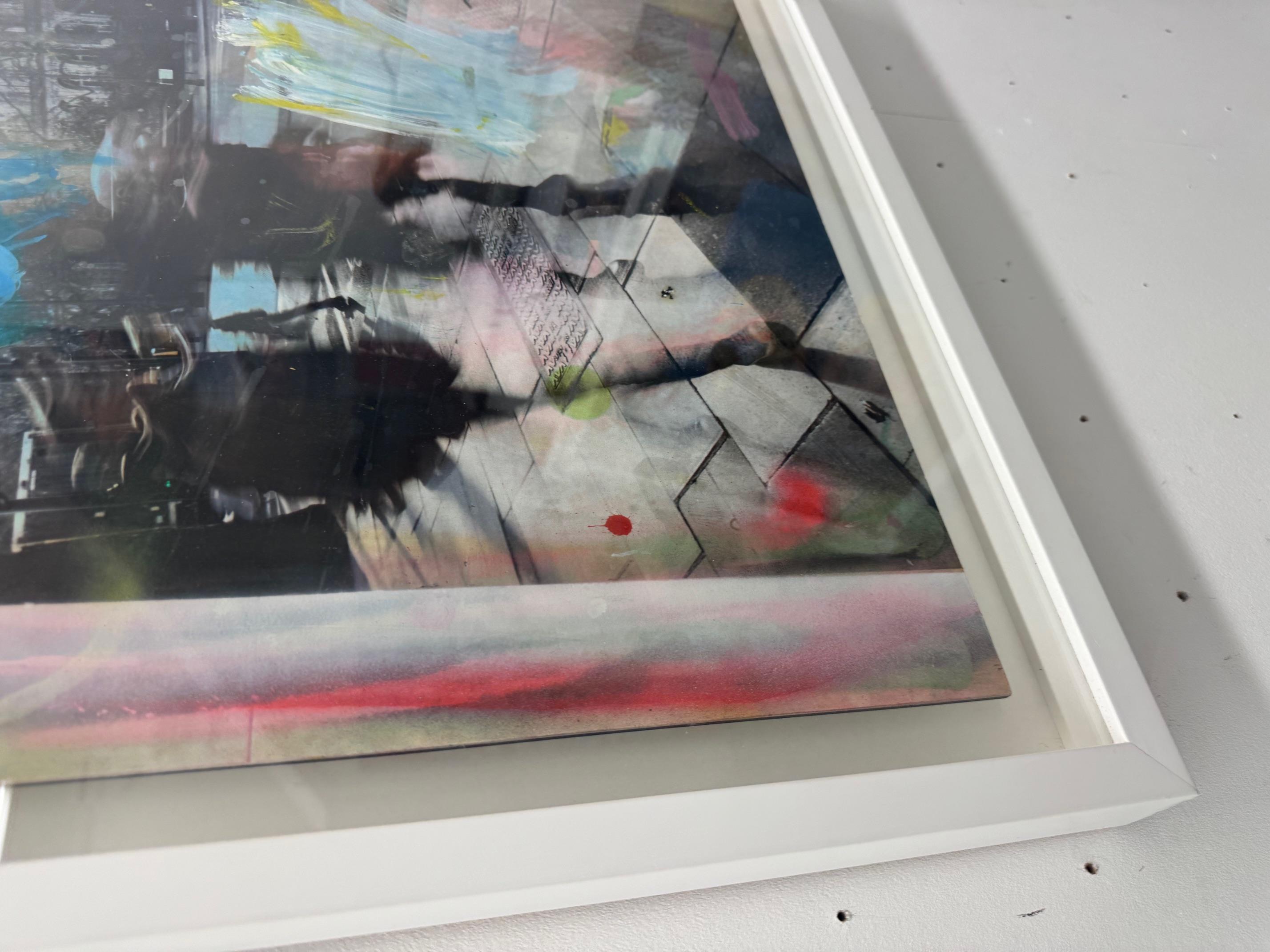 Boca Temporal - photographies, œuvres d'art contemporaines en techniques mixtes représentant une scène de rue en vente 4