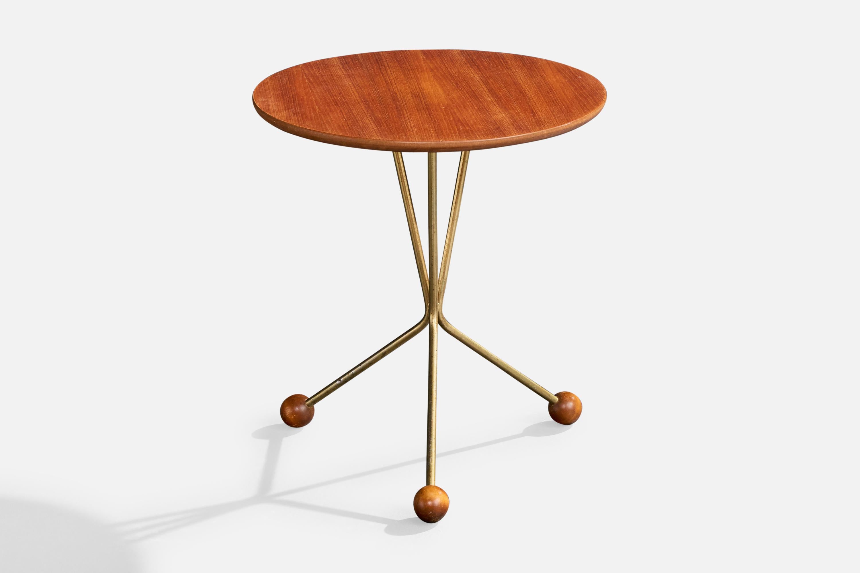Mid-Century Modern Alberts Tibro, table d'appoint, teck, laiton, Suède, années 1950 en vente