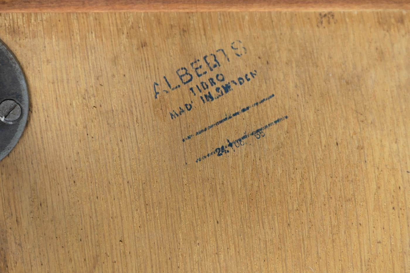 Alberts Tibro Rosewood Side Table, made in Sweden 1960s, Signed In Good Condition For Sale In Enschede, Overijssel