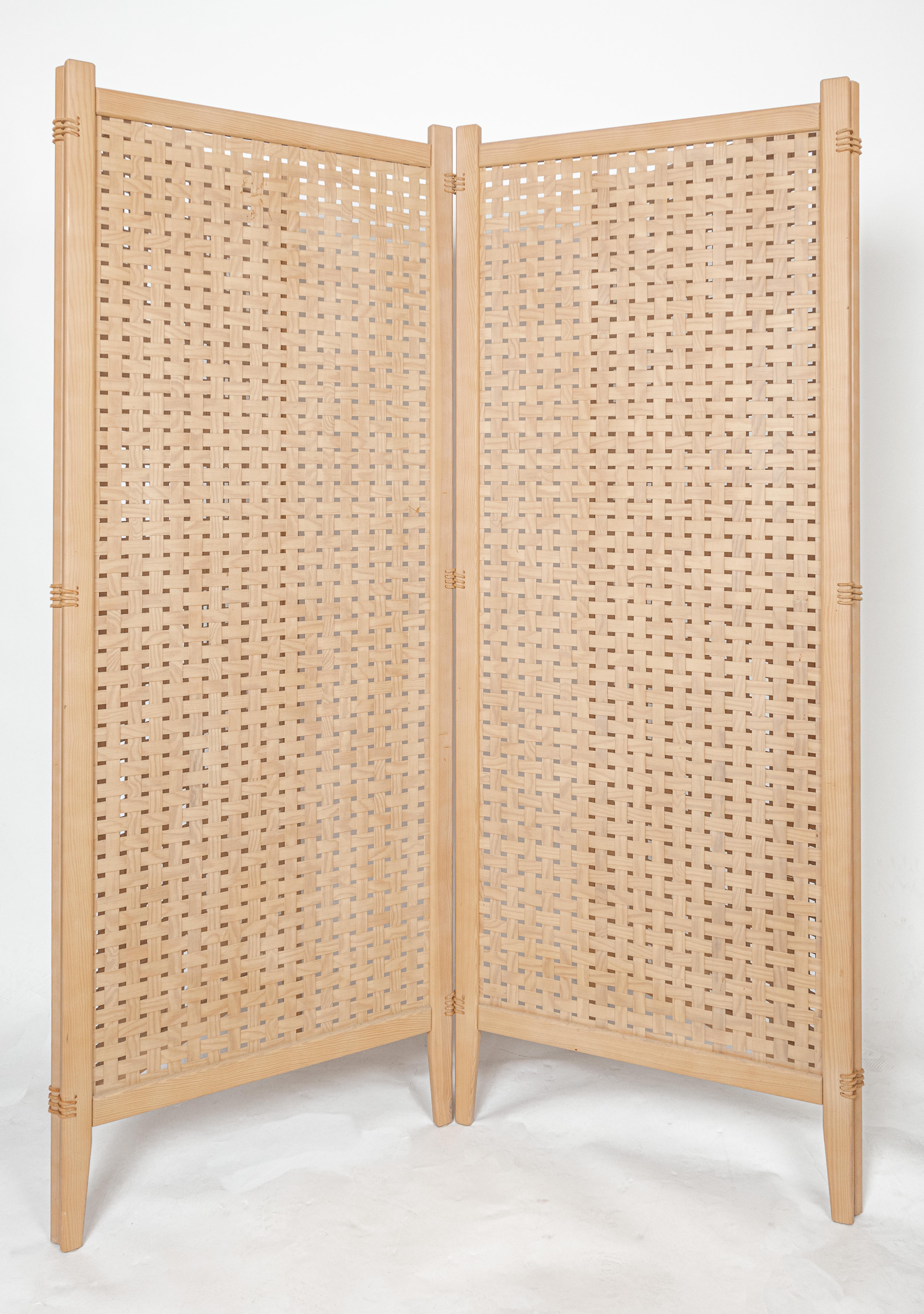 Alberts Tibro ‘Spåna’ Folding Screen Wood and Leather For Sale 1