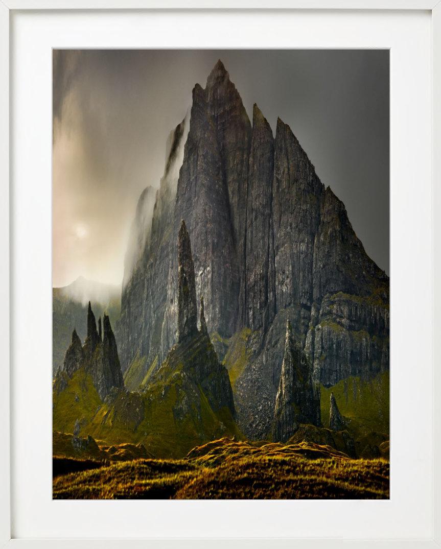 Albert Watson, Old Man of Storr, Isle of Skye, Scozia, 2013 in vendita 5