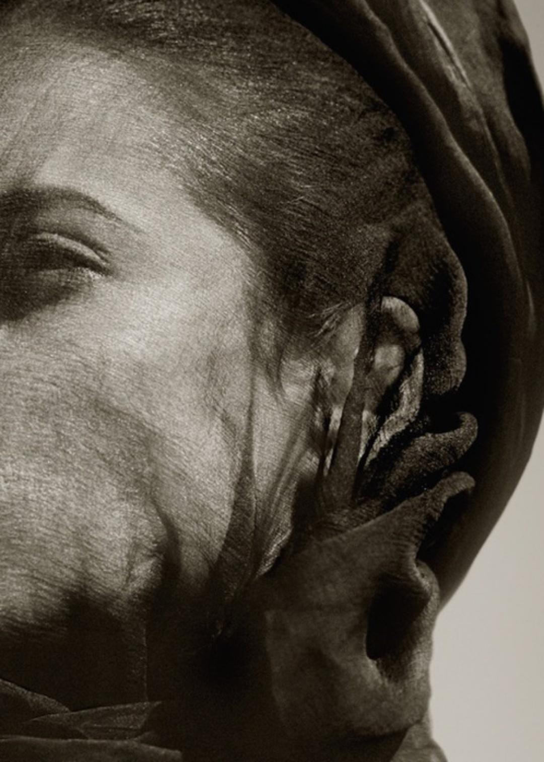 Christy Turlington, Louxor, Égypte, 1987 - Albert Watson, Celebrity, Fashion, Art en vente 3