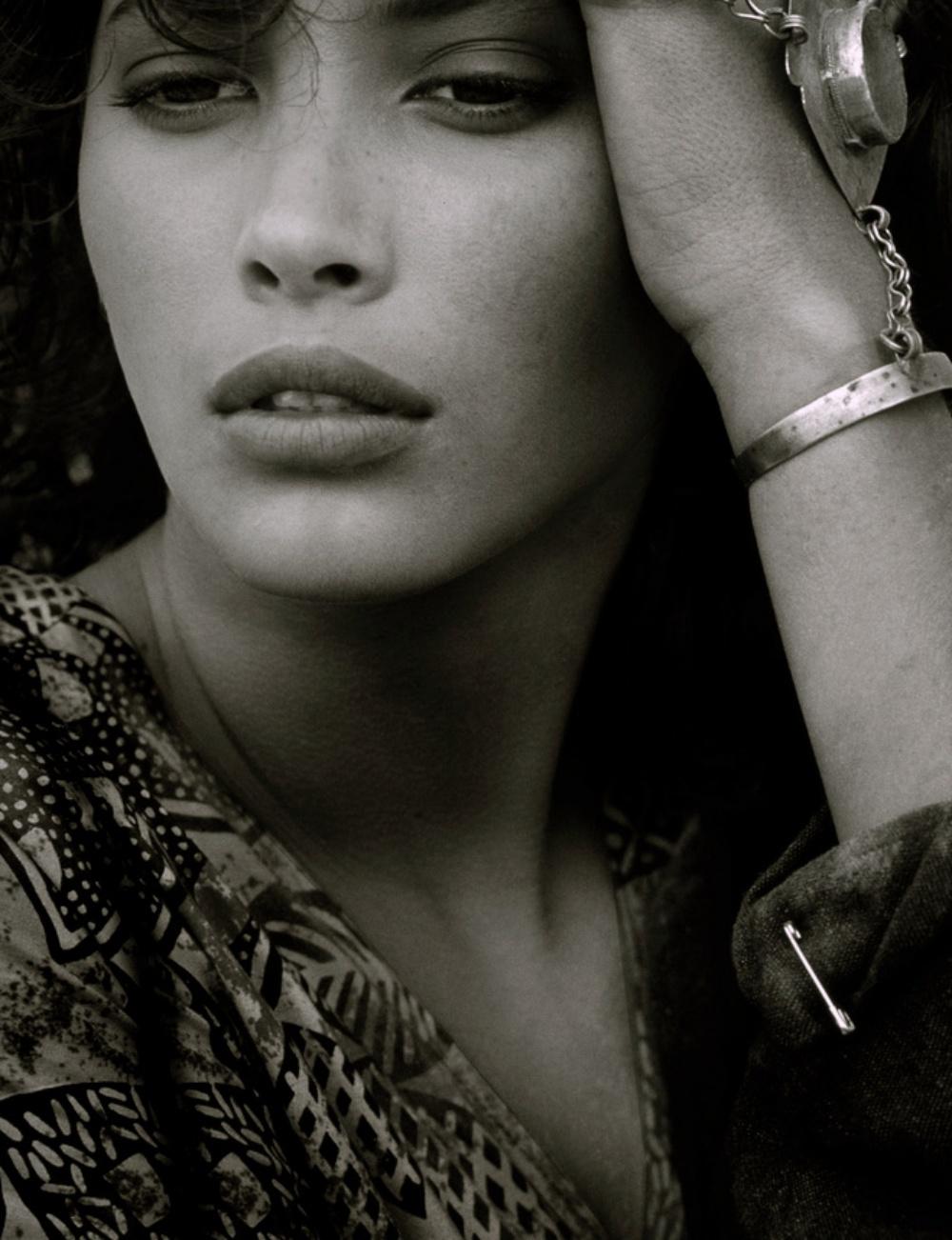 Christy Turlington, Luxor, Ägypten, 1987 Albert Watson, Celebrity, Mode im Angebot 1