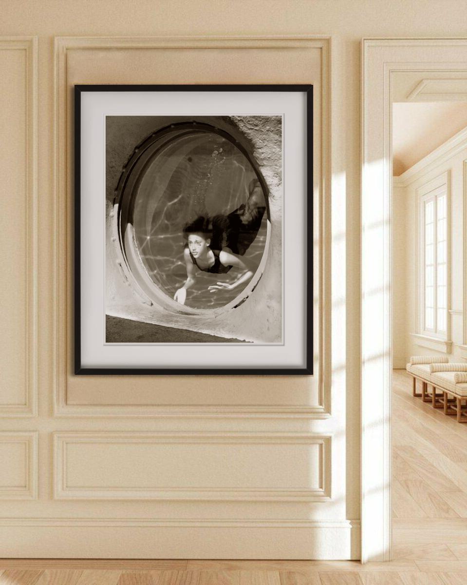 Estella Warren Underwater, Las Vegas - Model Diving, Fine Art Photography, 1998 For Sale 2