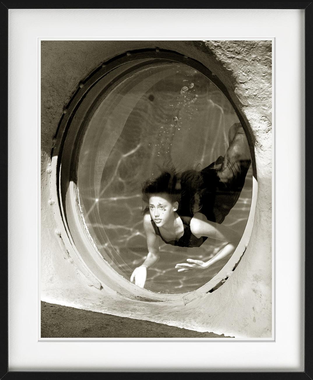 Estella Warren Underwater, Las Vegas - Model Diving, Fine Art Photography, 1998 For Sale 5