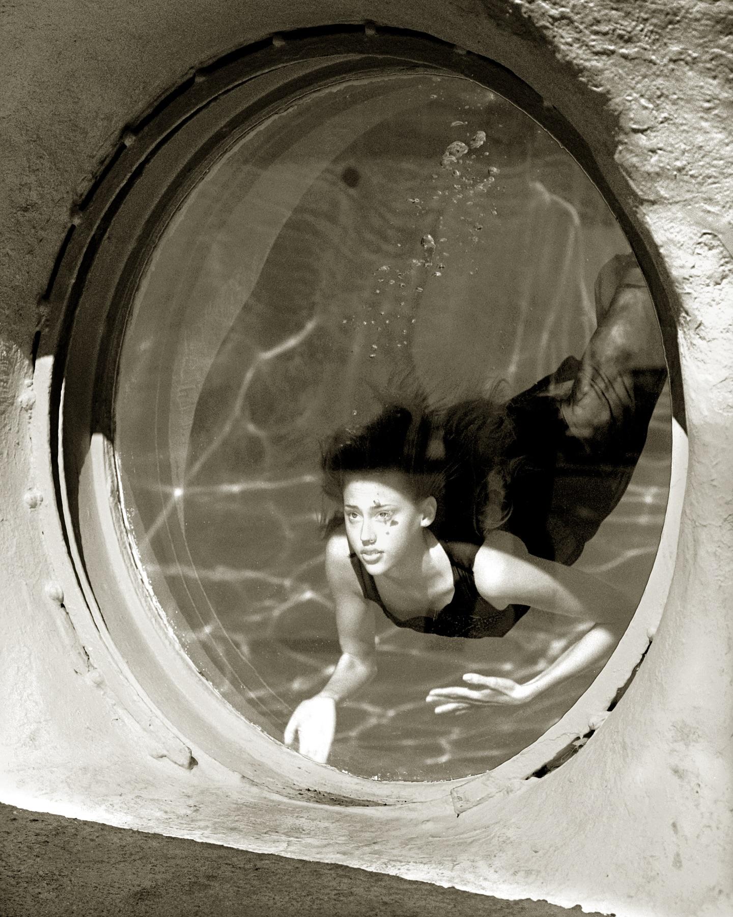 Albert Watson Black and White Photograph - Estella Warren Underwater, Las Vegas - Model Diving, Fine Art Photography, 1998