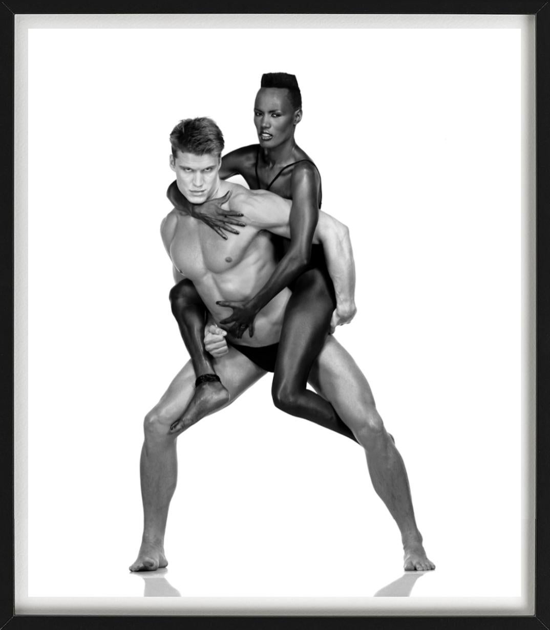 Grace Jones and Dolph Lundgren, New York - Nude, Fine Art Photography, 1983 For Sale 2