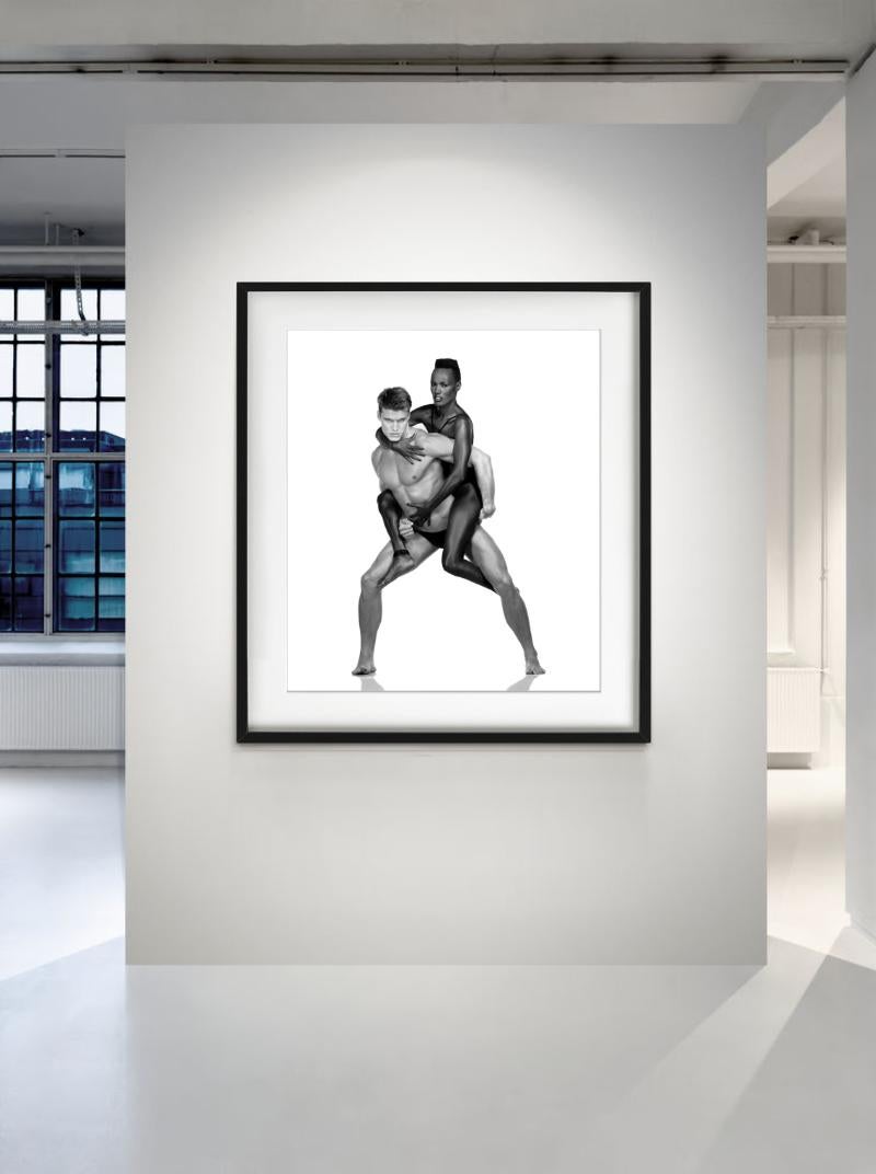 Grace Jones and Dolph Lundgren, New York - Nude, Fine Art Photography, 1983 For Sale 4