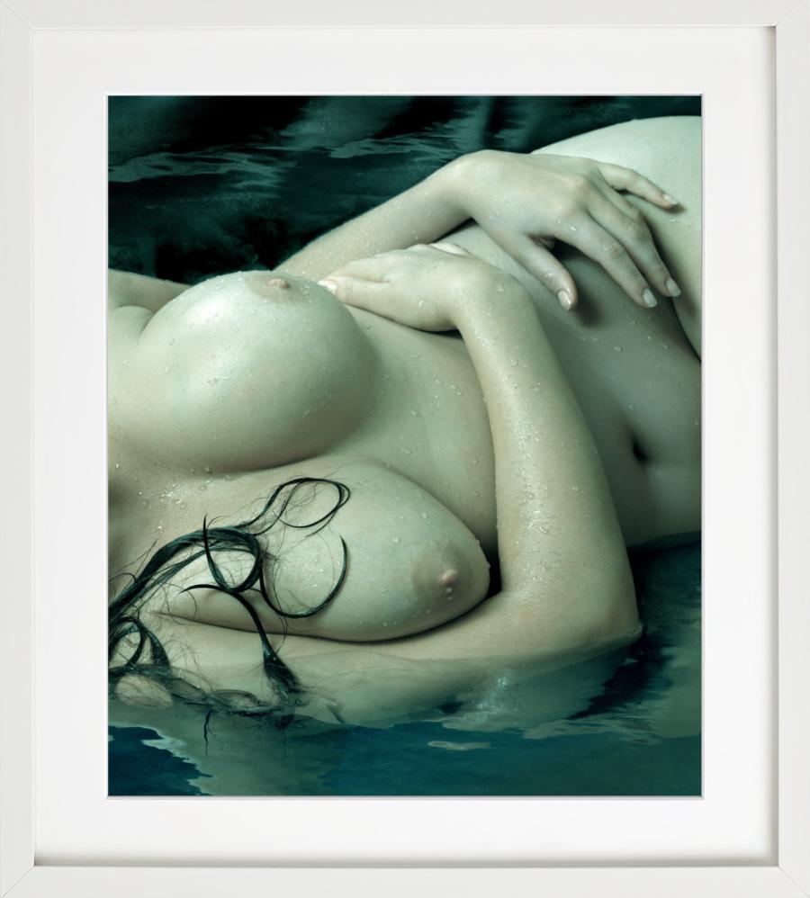 Jennifer Breasts - green lit nude torso in Water, fine art photgraphy, 2011 - Contemporary Photograph by Albert Watson