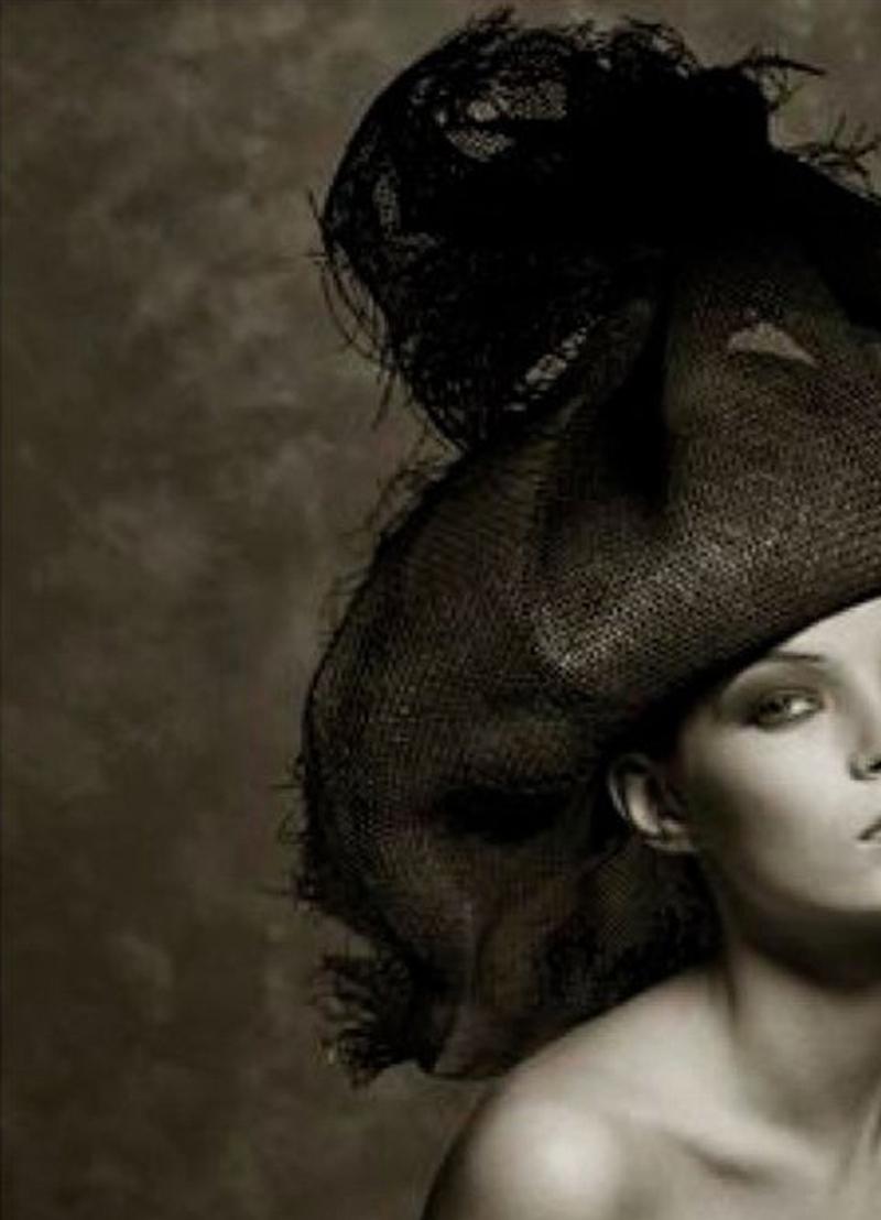 Kate Moss, Marrakesch Albert Watson, Akt, Fotografie, Schwarz-Weiß, Mode  im Angebot 4