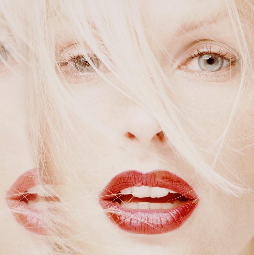 Kylie Bax in Mirror, New York City in vendita 3
