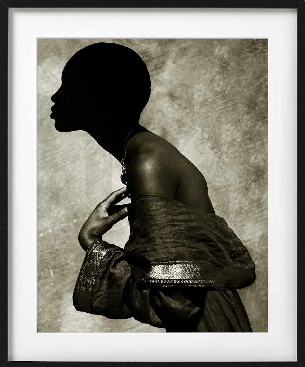 'Naomi Campbell, Palm Springs' -  Side Profile in b&w, fine art photography 1989 For Sale 7