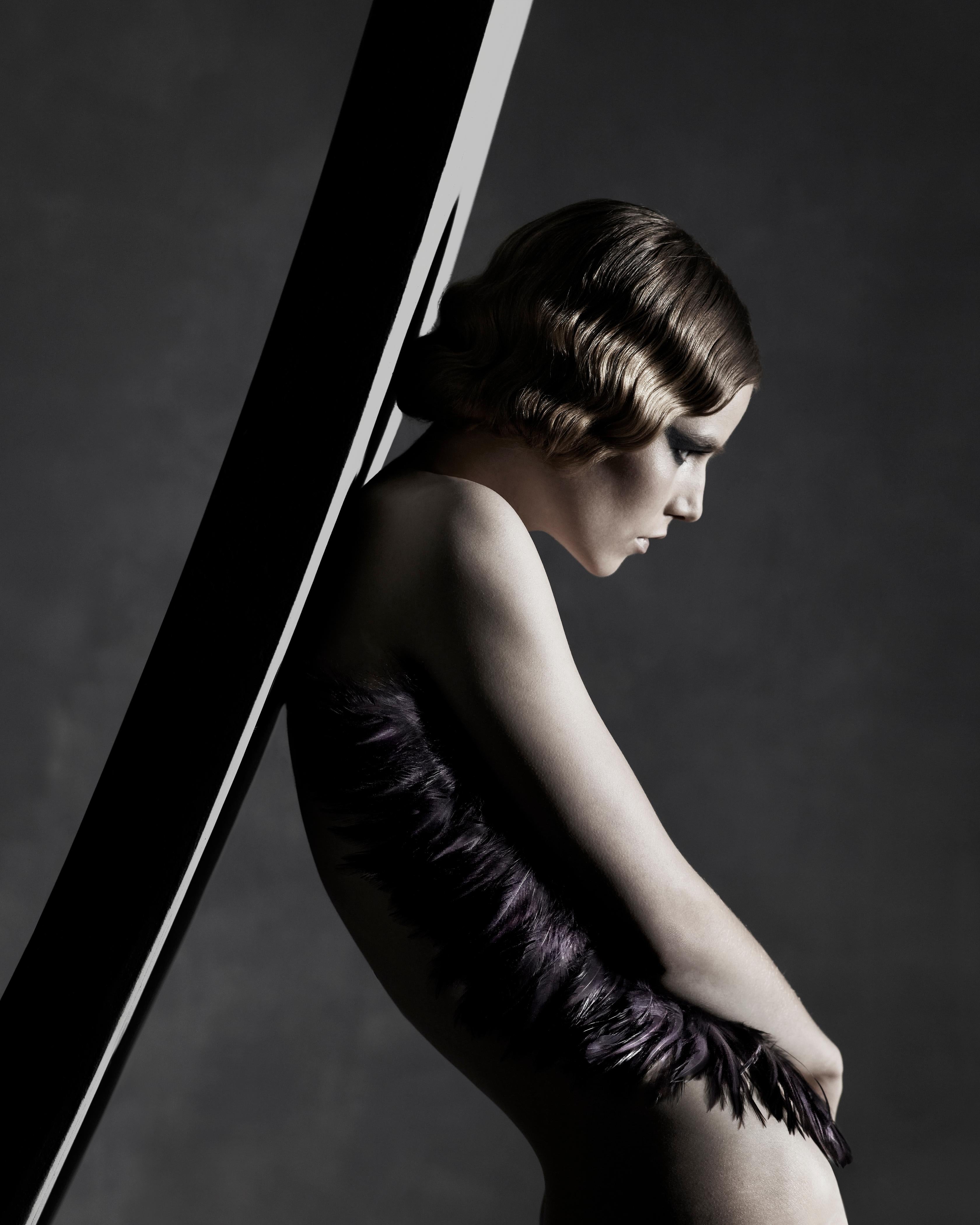 Black and White Photograph di Albert Watson - Suvi Koponen, New York City