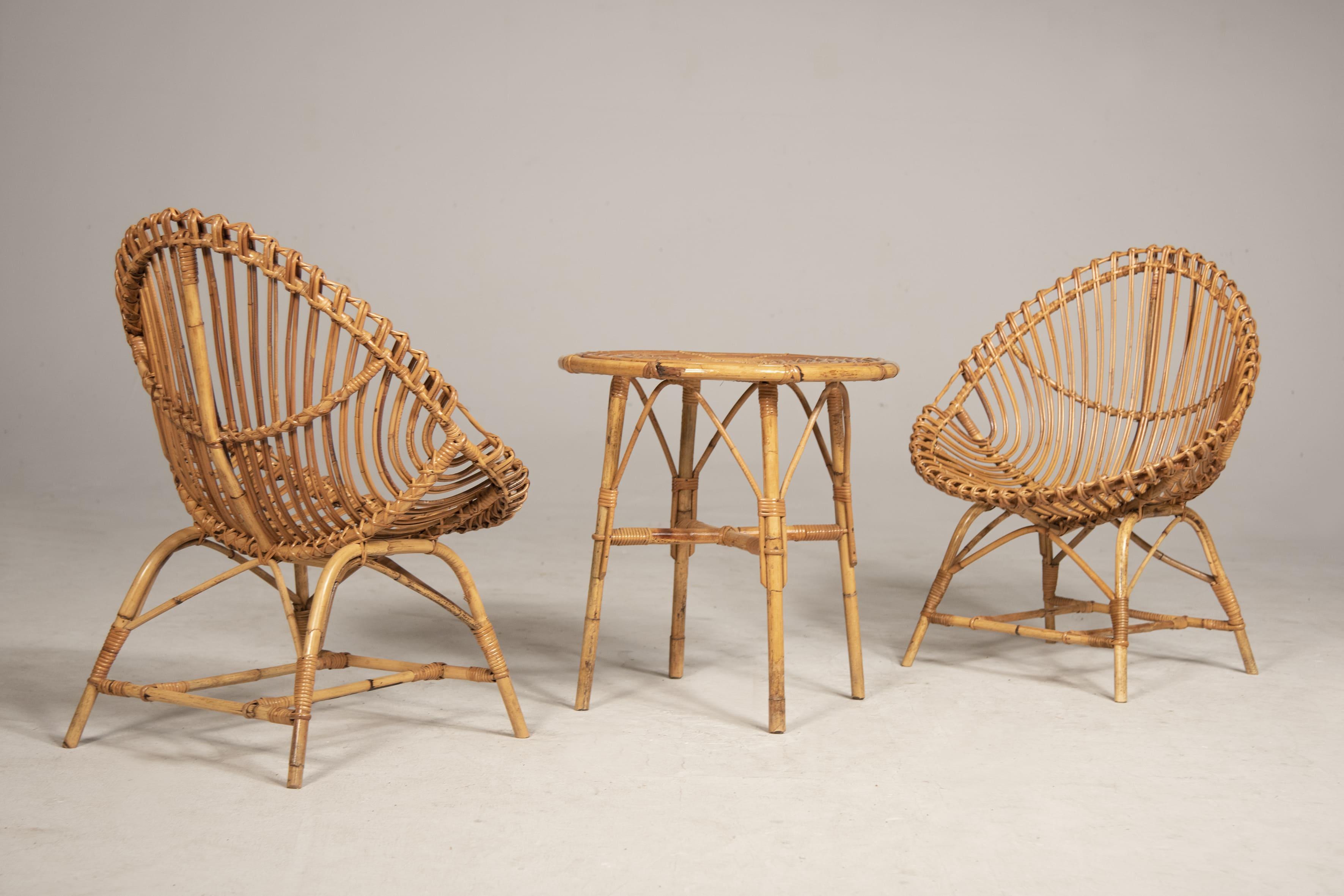 Albini 1950s Wicker Set of Armchairs and Coffee Table For Sale 3