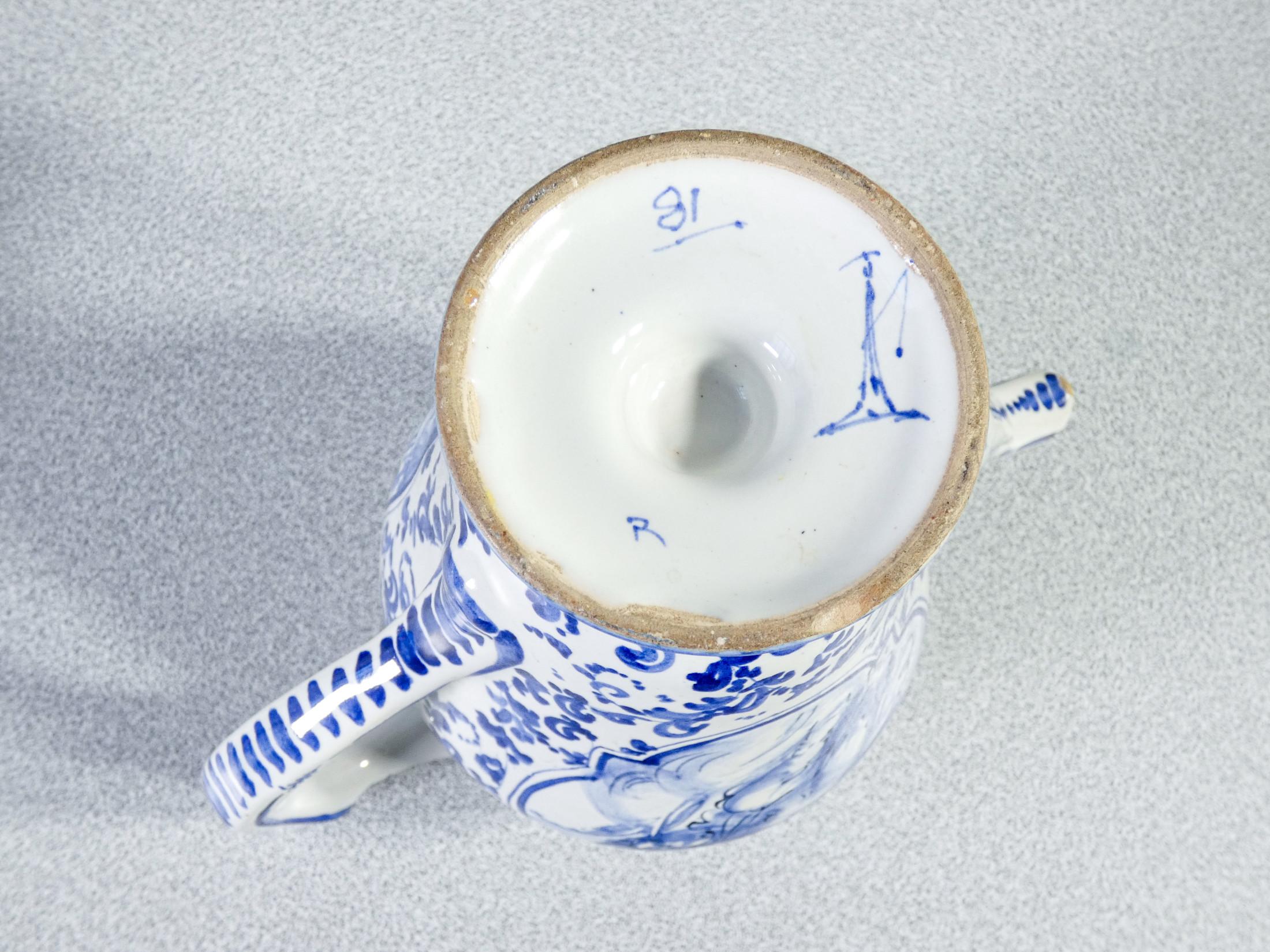 Albisola-Keramikkrug, handbemalt, ALBA DOCILIA Manufaktur, Italien, Anfang des 20. Jahrhunderts im Angebot 5