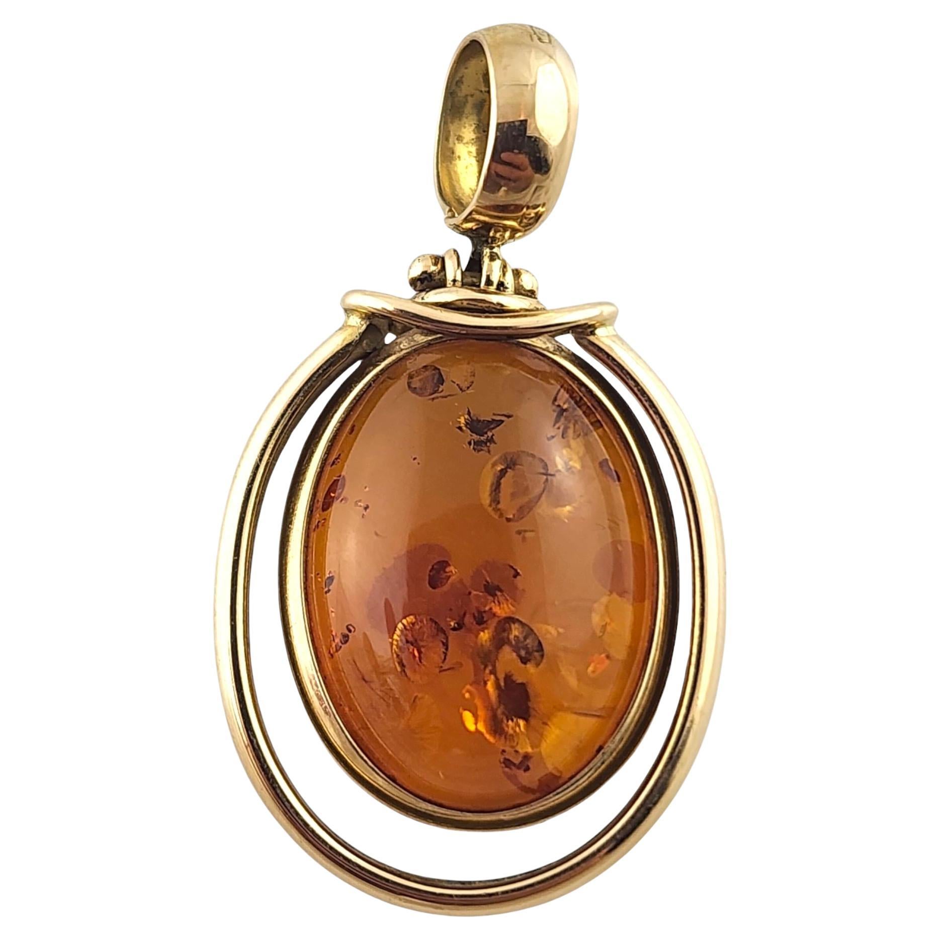 Albor Pendentif ambré ovale en or jaune 18 carats #19246 en vente