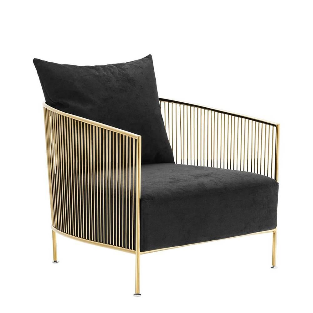 Armchair Alcazar with structure in stainless
steel in gold finish. With black velvet fabric,
fire retardant treatment. Also available with
structure in polished stainless steel finish with
anthracite grey velvet fabric.