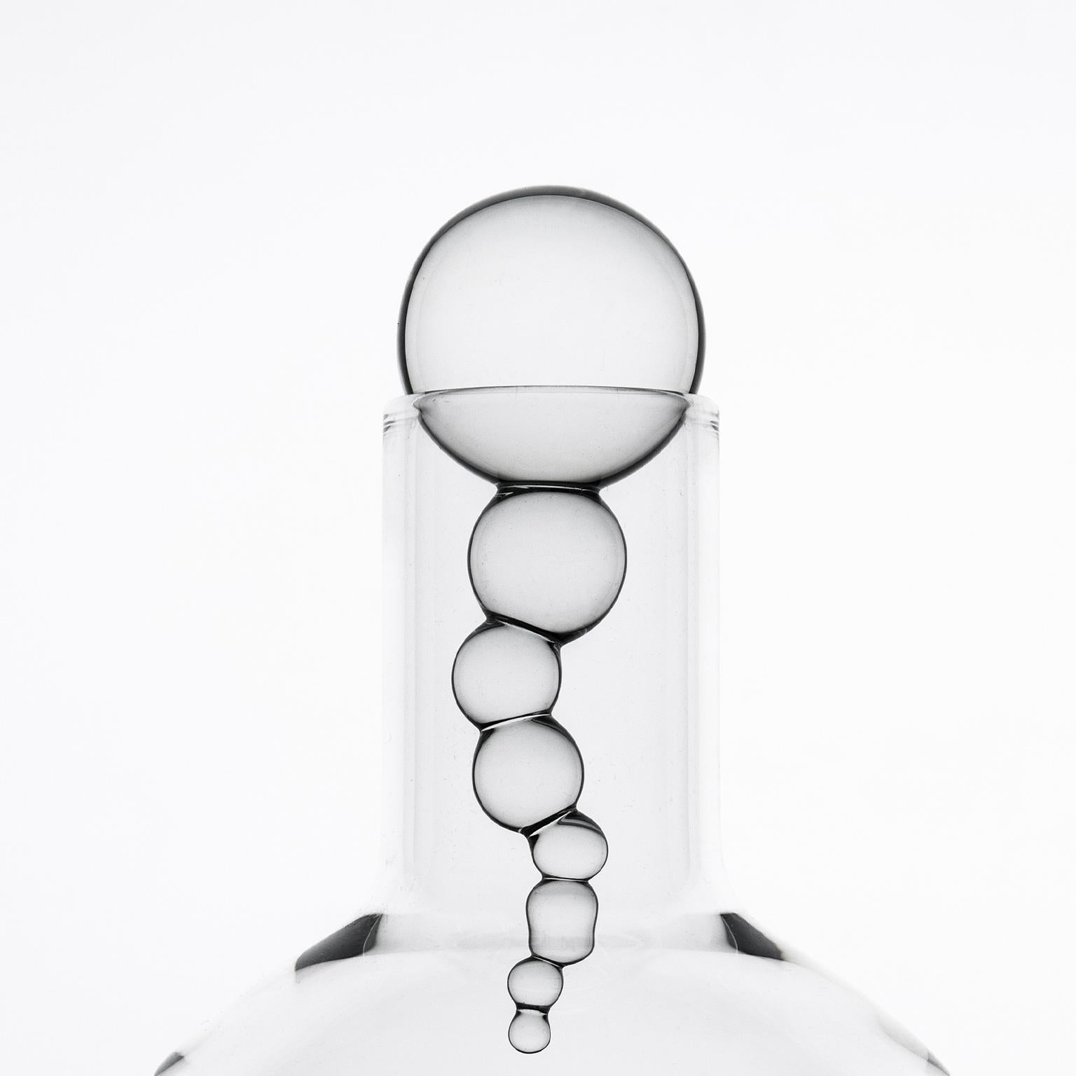 'Alchemica Old Fashioned Set' 2 mundgeblasene Gläser und Flasche von Simone Crestani (Sonstiges) im Angebot