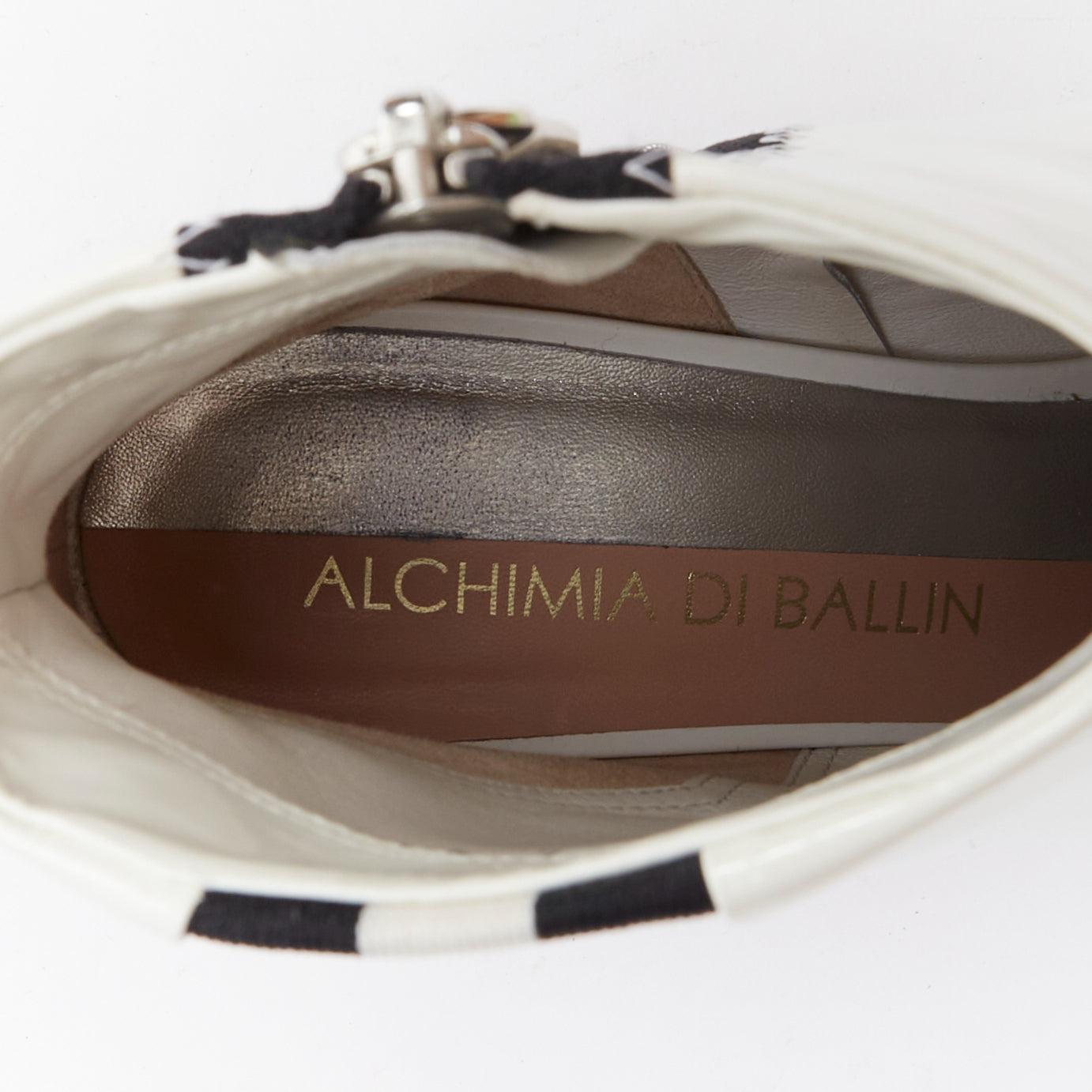 ALCHIMIA DI BALLIN Bottines en cuir verni argenté à rayures latérales EU38,5 en vente 5