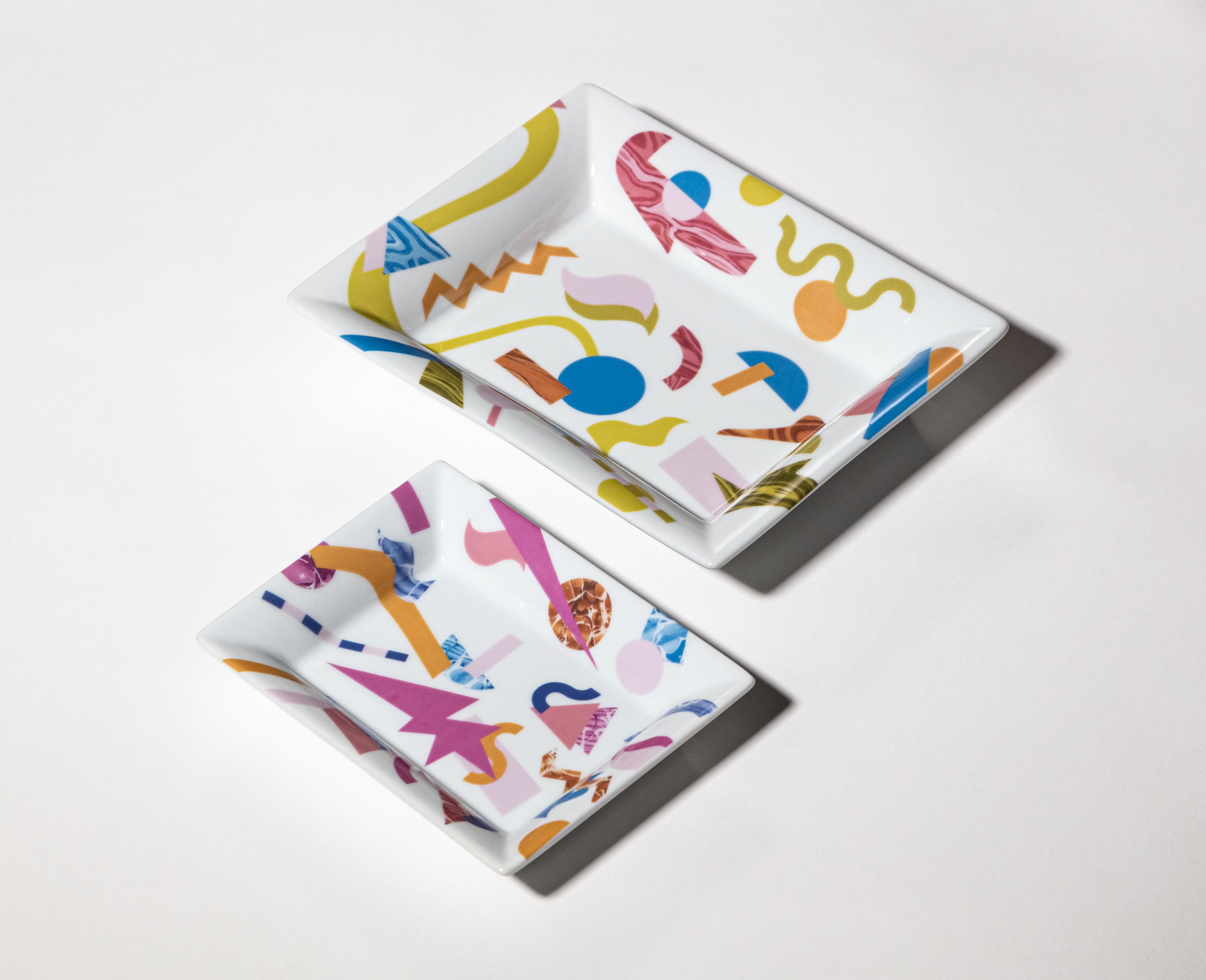 El conjunto compuesto de bolso y posavasos Grand Tour de Vito Nesta es un binomio perfecto para cualquier tipo de ambiente. Ideales para la entrada, en una mesa de salón, una mensola o incluso pegados al muro como dos pequeños adornos decorativos.
