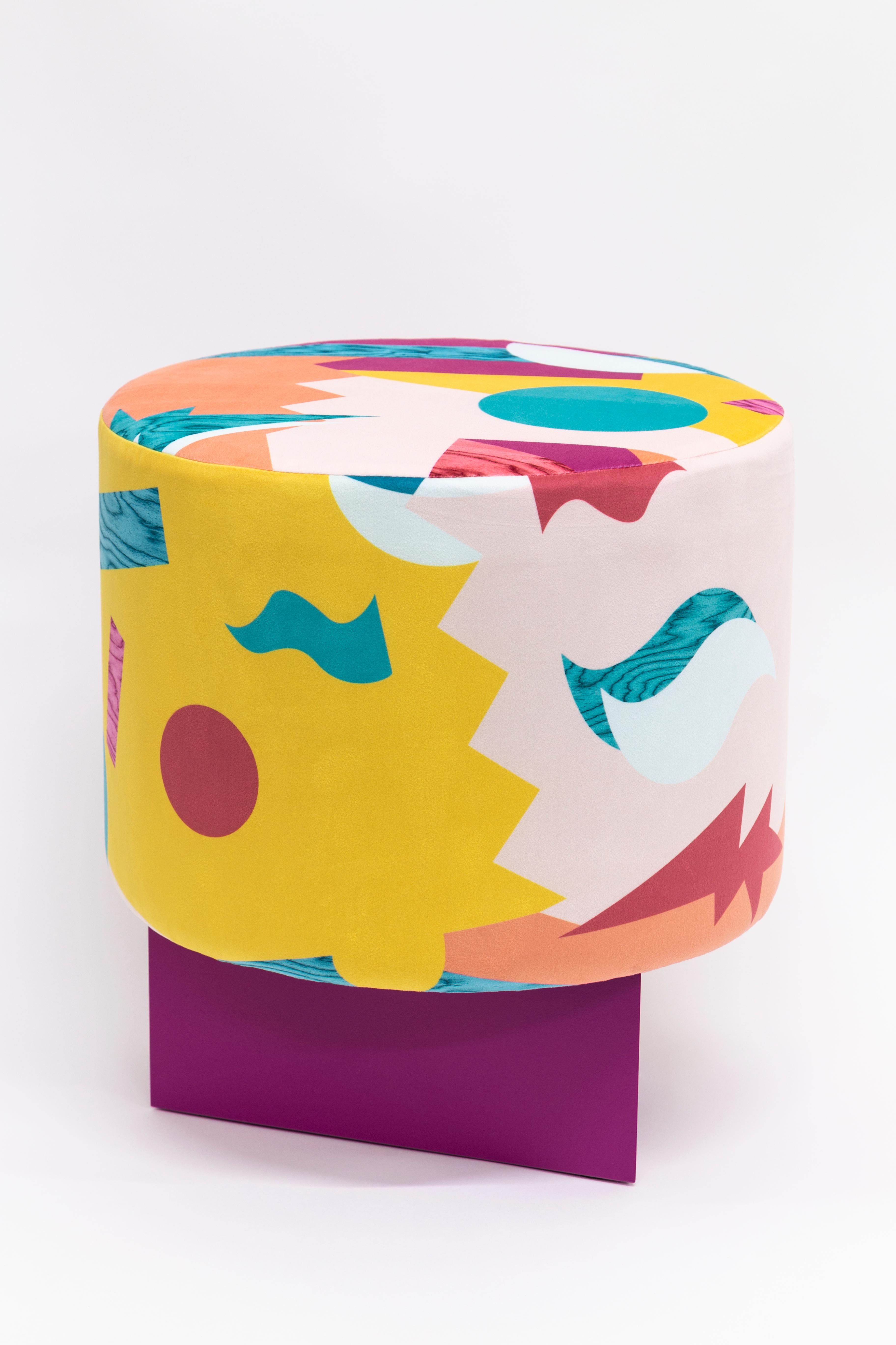 Moulé Alchimie Pouf contemporain en velours imprimé et MDF par Vito Nesta #1 en vente