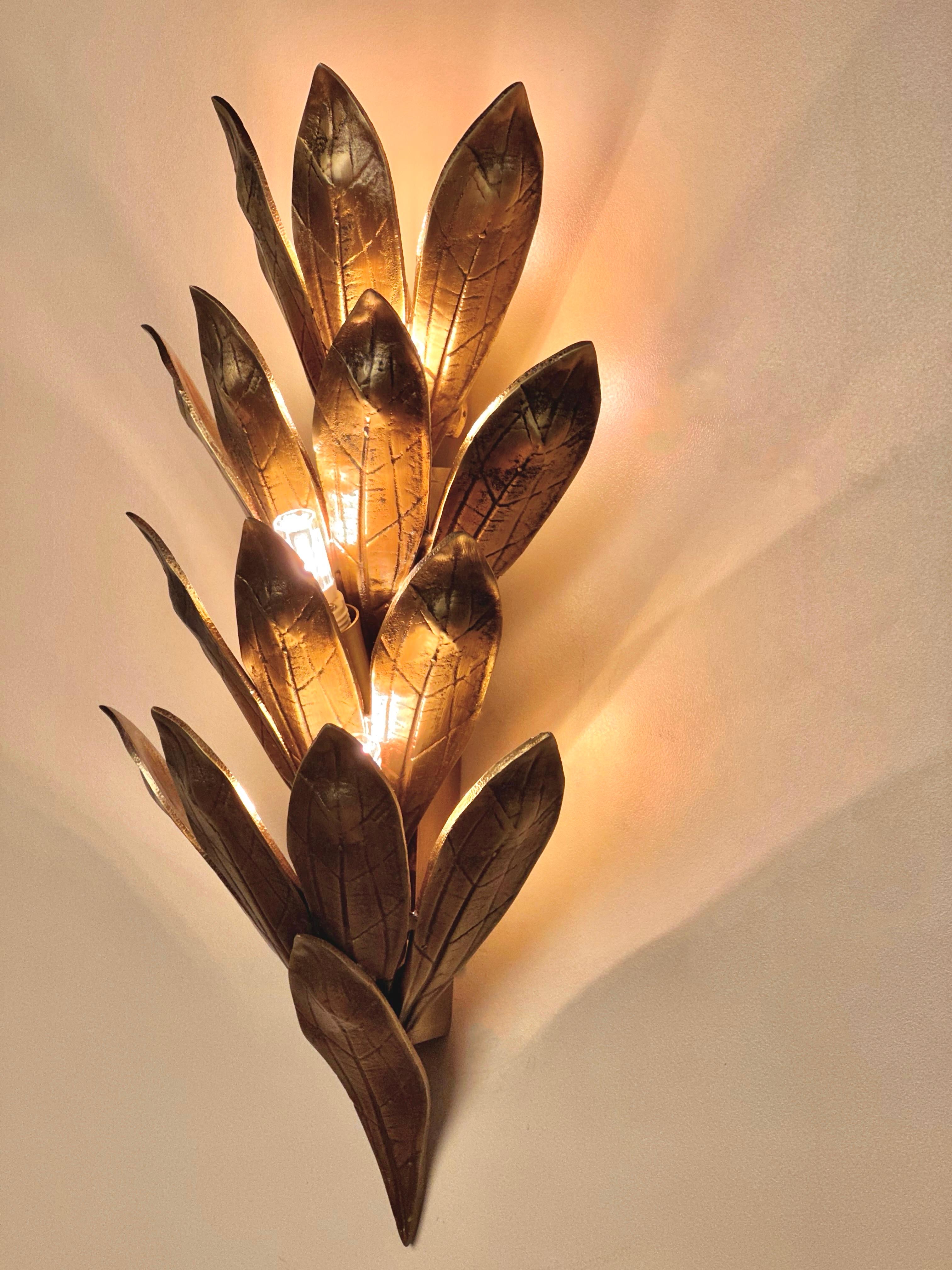Alcoron Sculptural Brass Casting Wall Sconce For Sale 7