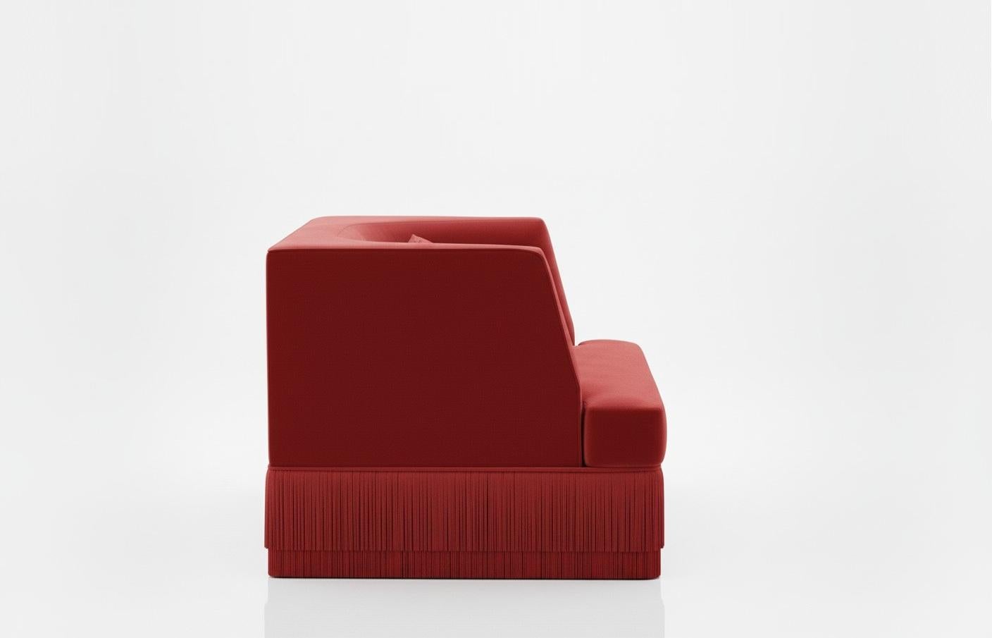 Sillón Alcove De Terciopelo De Alpaca Con Faldón De Flecos, Sidani Design Moderno en venta
